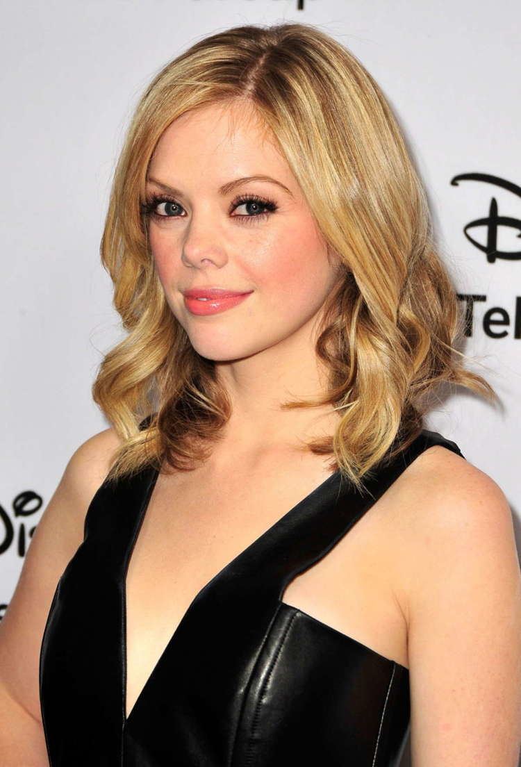 Dreama Walker Wallpapers