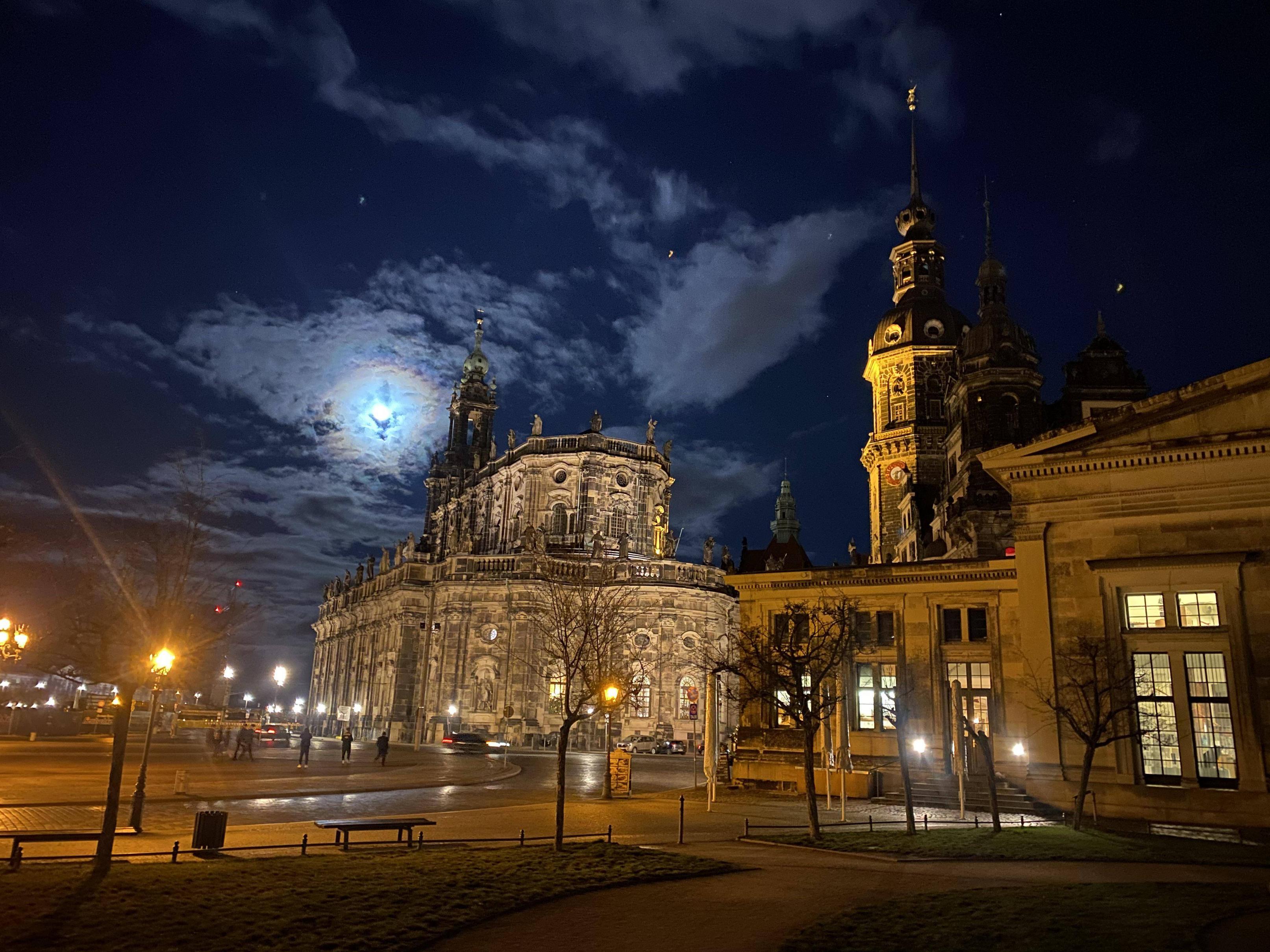 Dresden Wallpapers