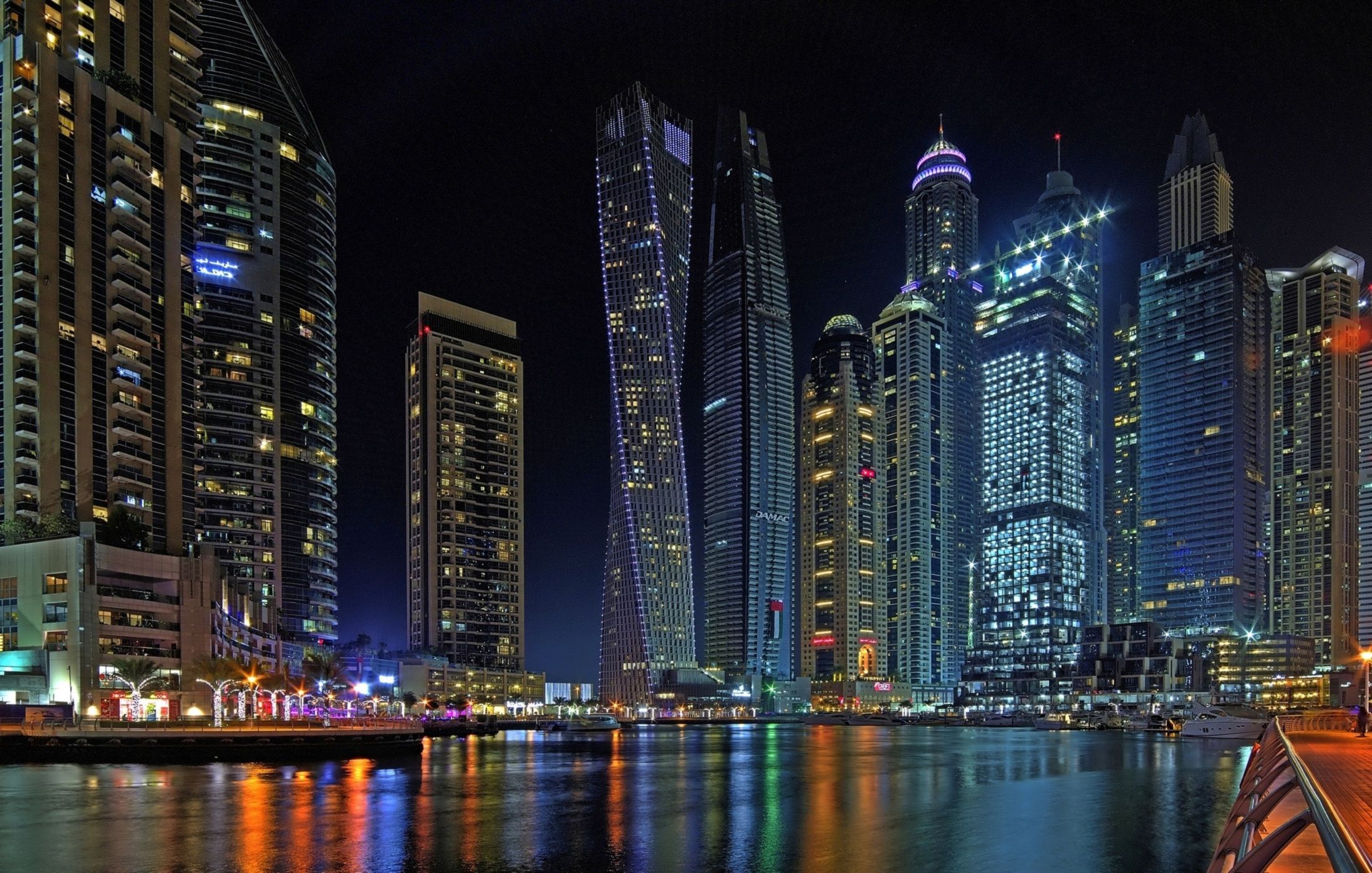 Dubai At Night Wallpapers