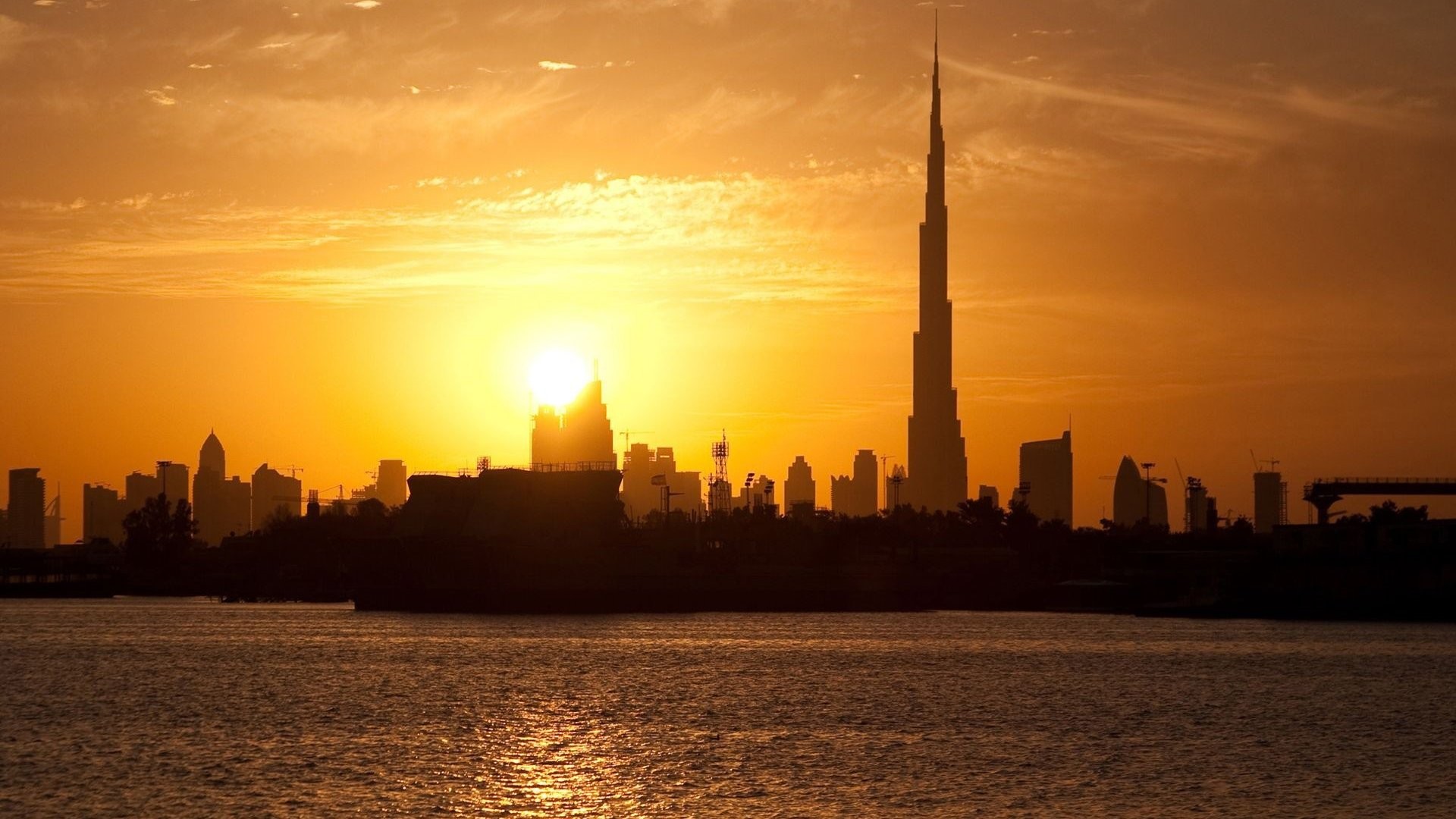 Dubai City In Sunrise Wallpapers