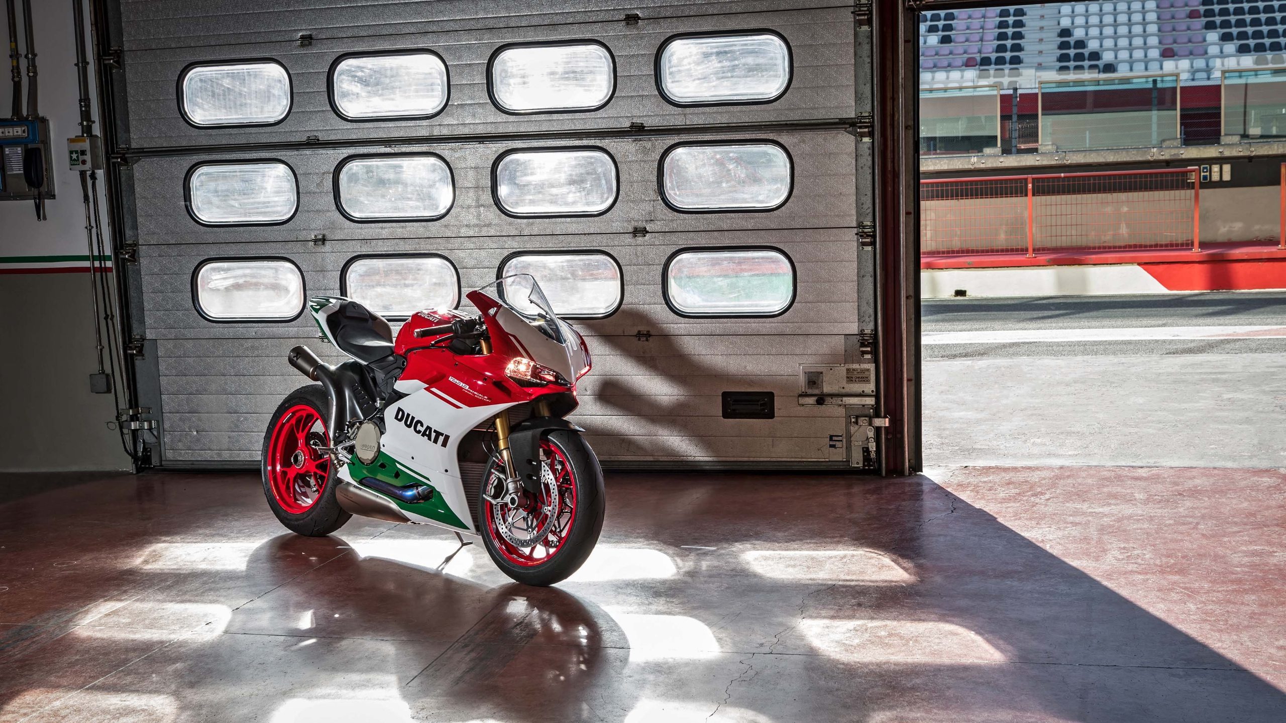 Ducati 1299 Wallpapers