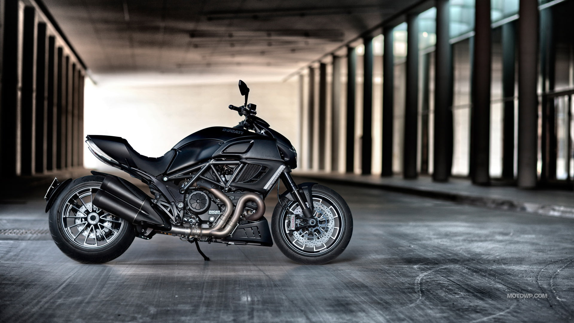 Ducati Diavel Wallpapers