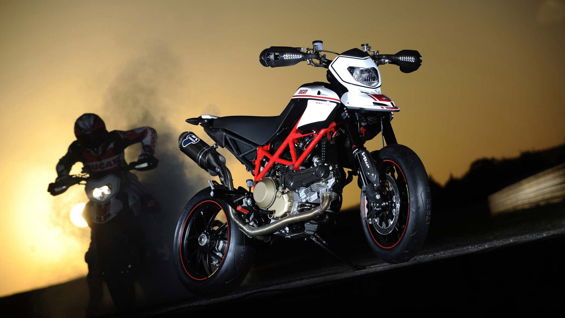 Ducati Hypermotard Wallpapers