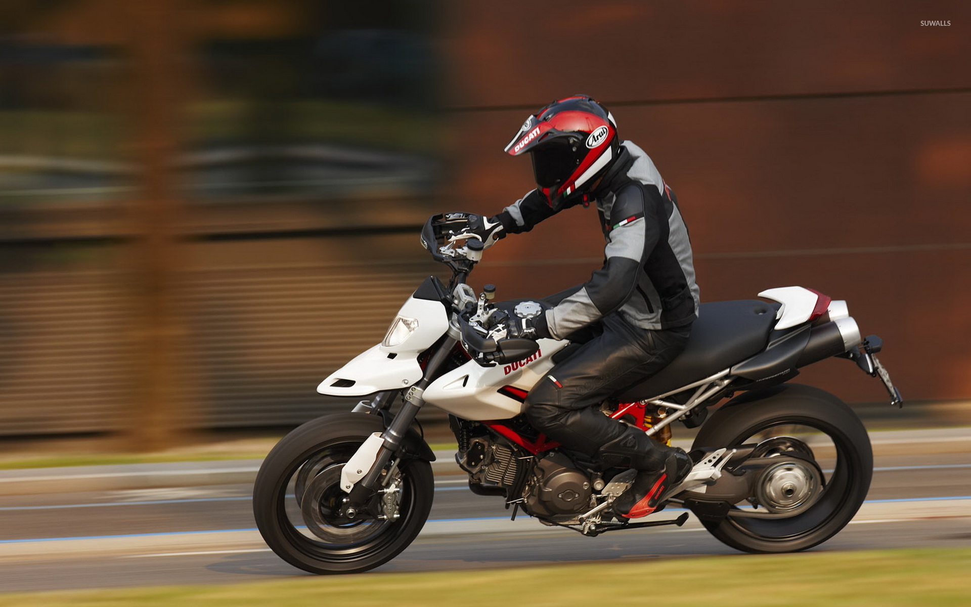 Ducati Hypermotard Wallpapers