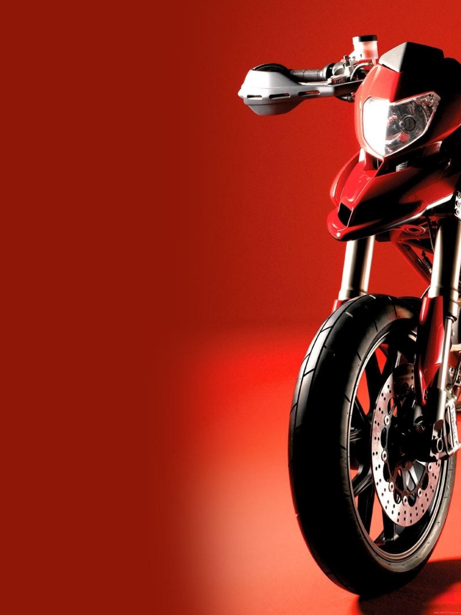 Ducati Hyperstrada Wallpapers