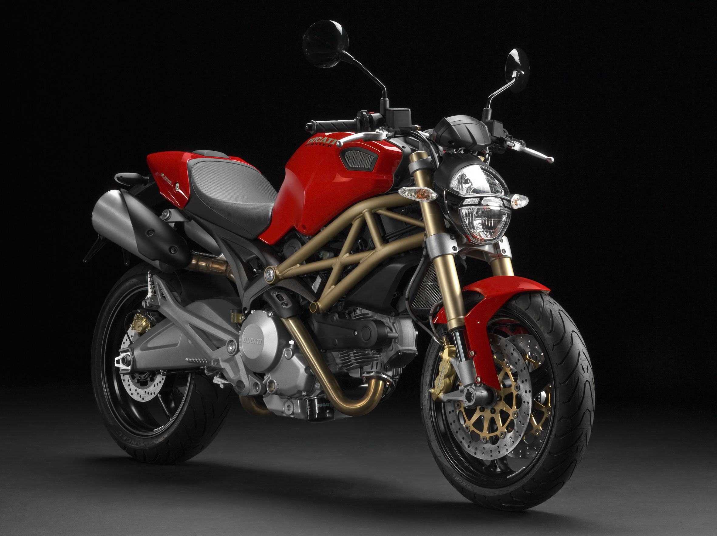 Ducati Monster 696 Wallpapers