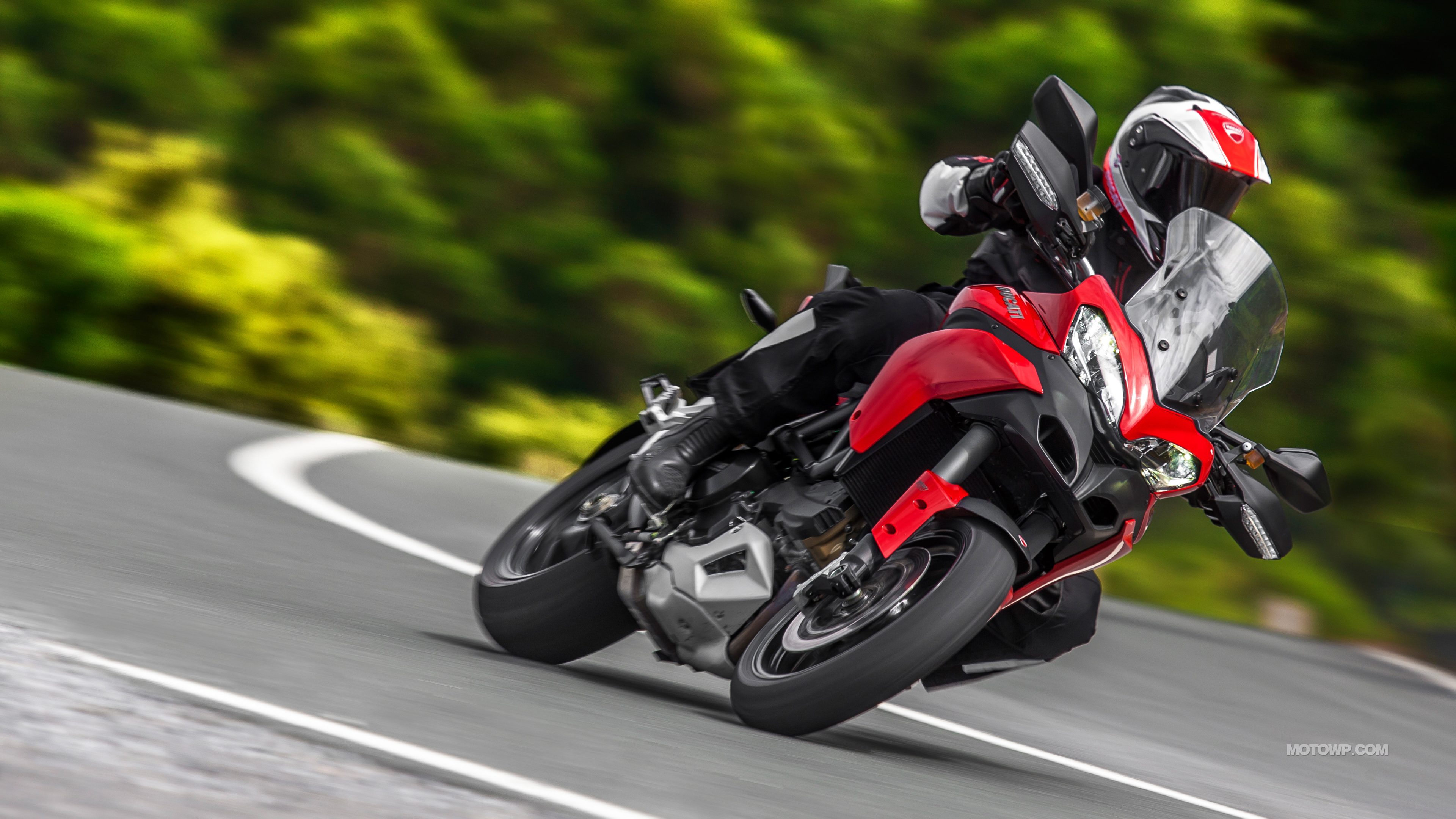 Ducati Multistrada 1200s РѕР±РѕРё