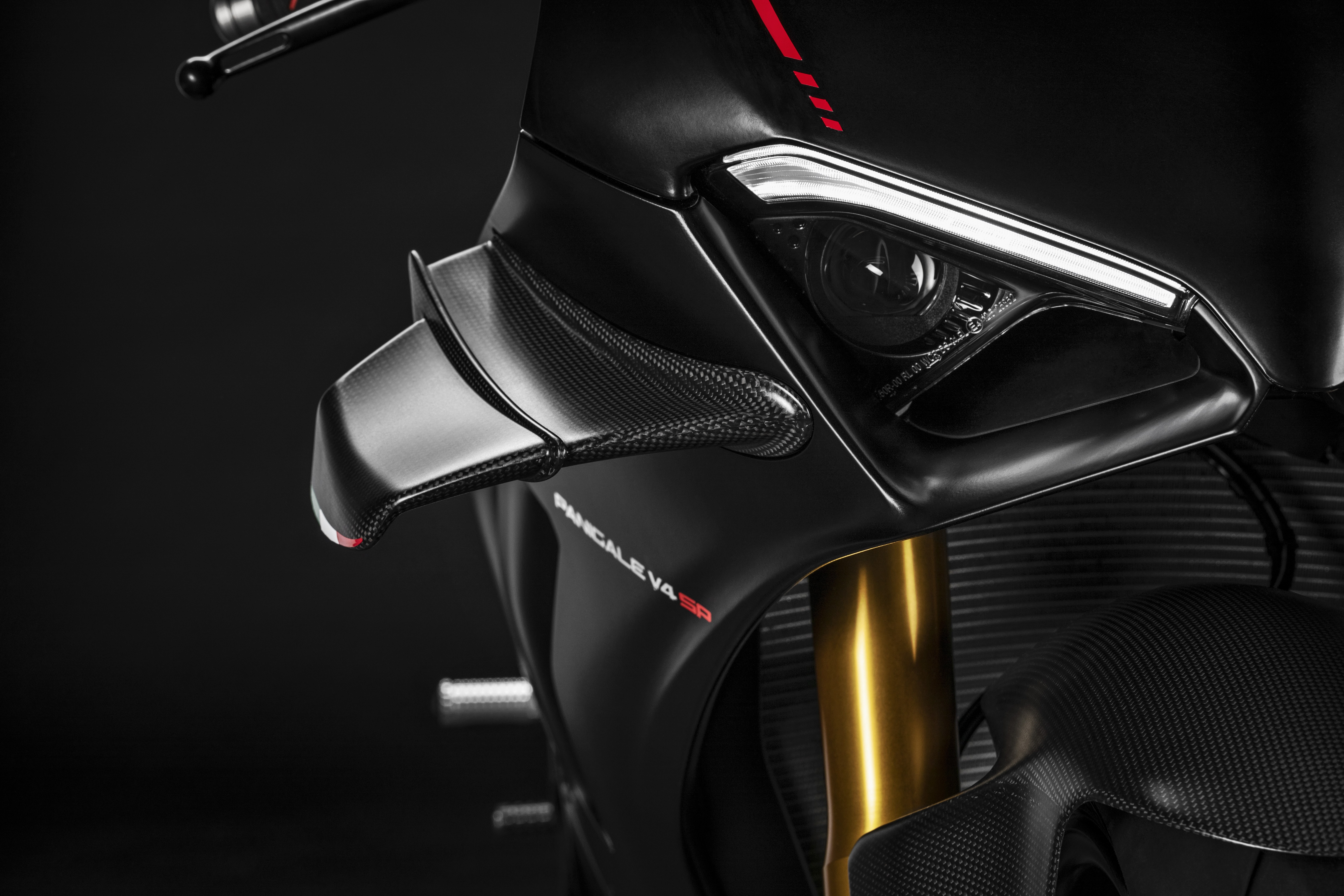 Ducati Panigale V4 Black Wallpapers