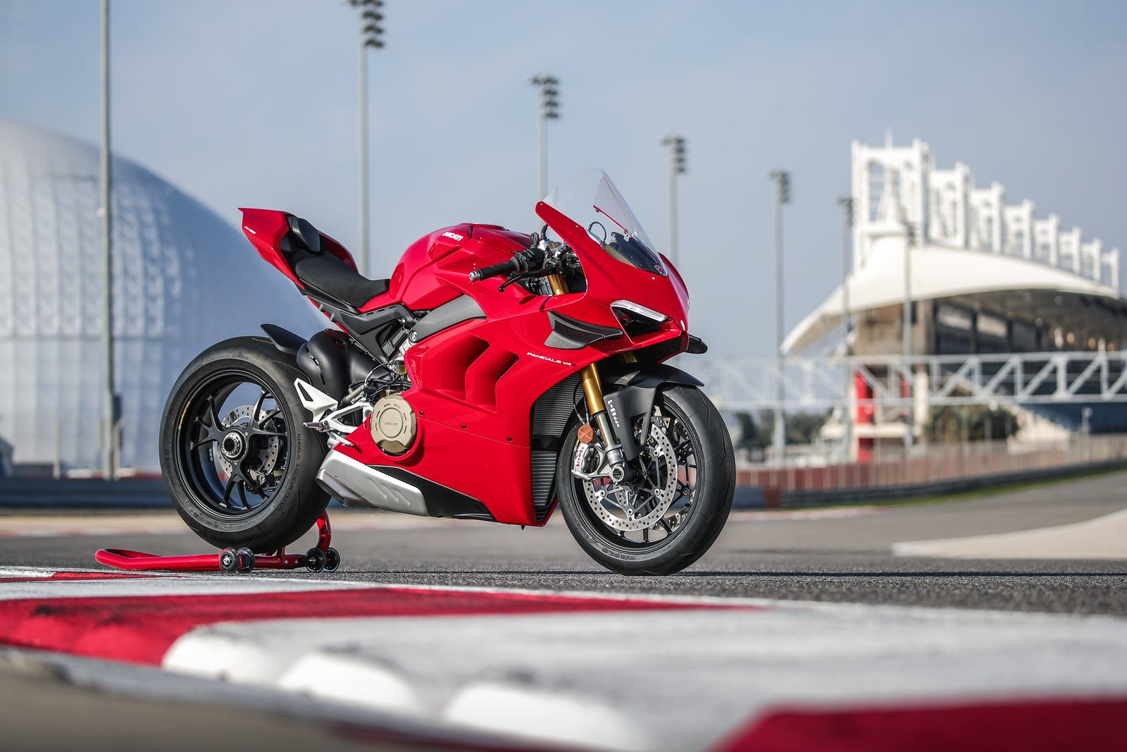 Ducati Panigale V4 Black Wallpapers