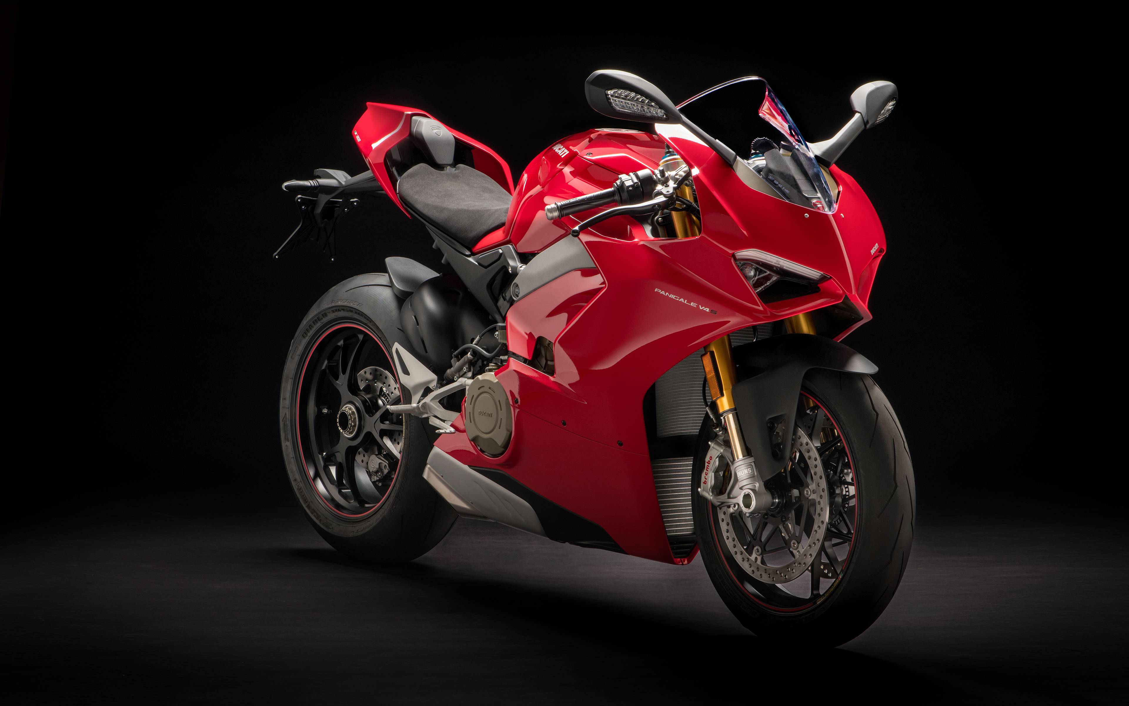 Ducati Panigale V4 Black Wallpapers