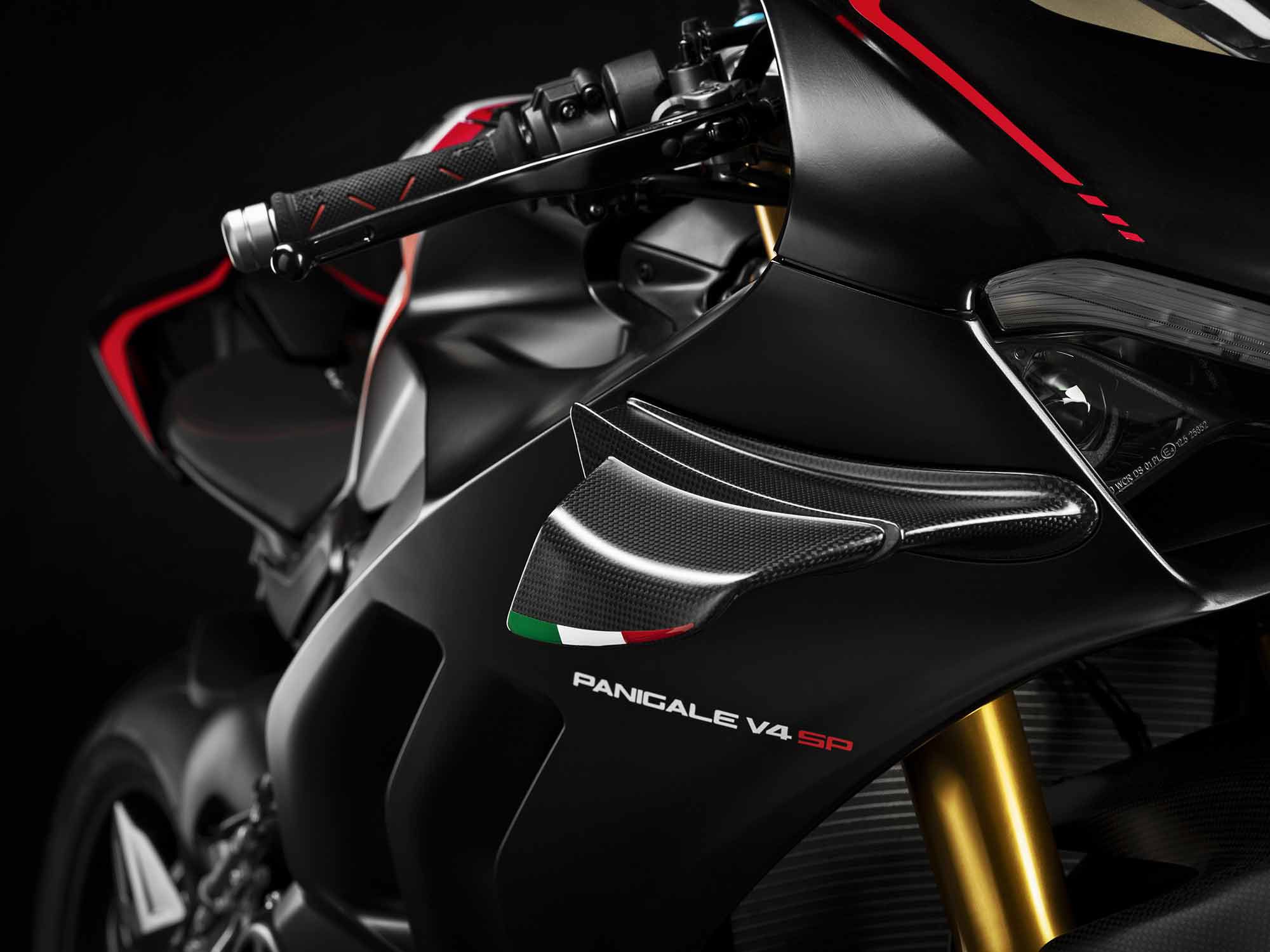 Ducati Panigale V4 Black Wallpapers