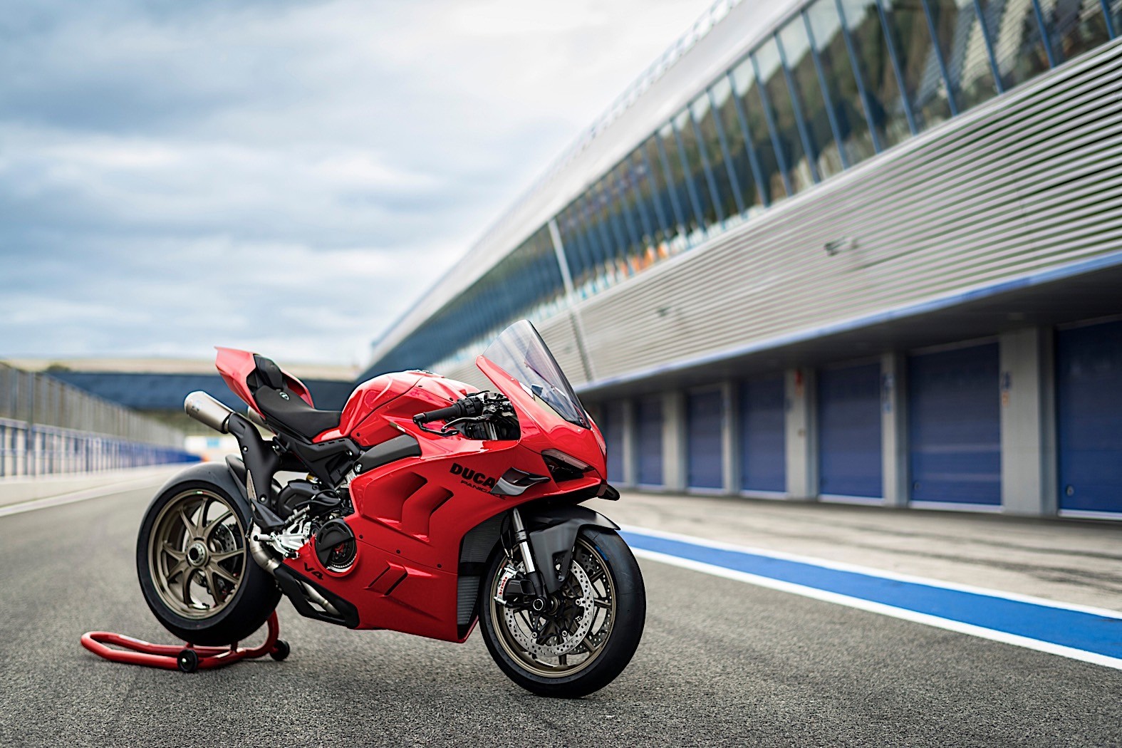 Ducati Panigale V4 Wallpapers