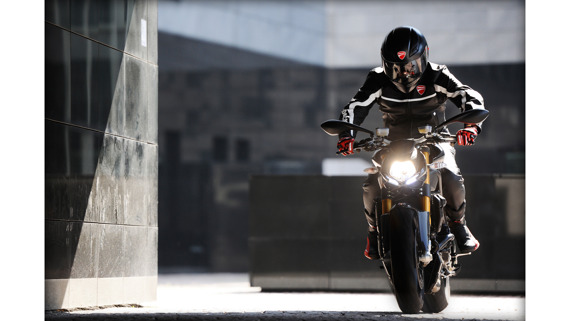 Ducati Streetfighter 848 Wallpapers