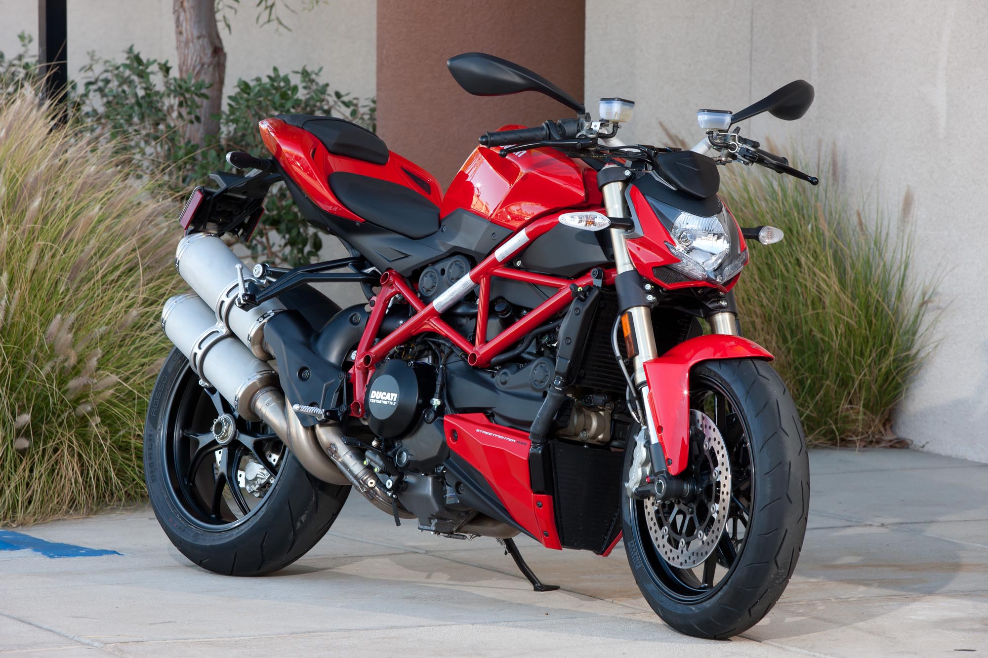 Ducati Streetfighter 848 Wallpapers