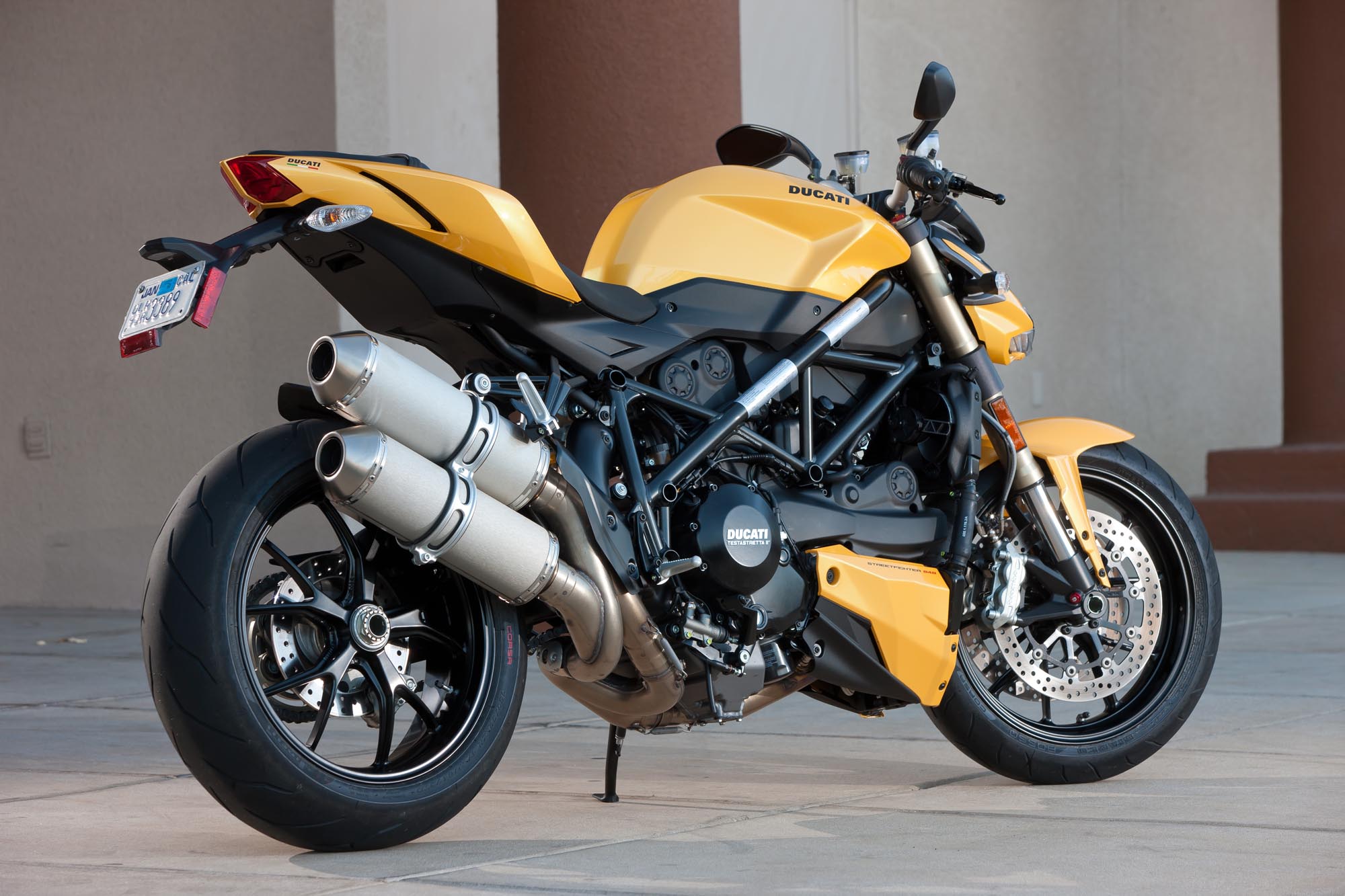 Ducati Streetfighter 848 Wallpapers