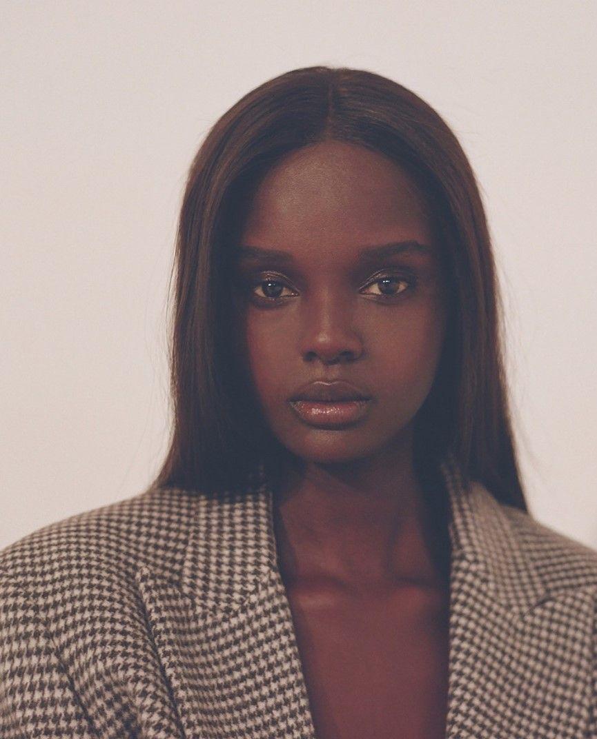 Duckie Thot Wallpapers