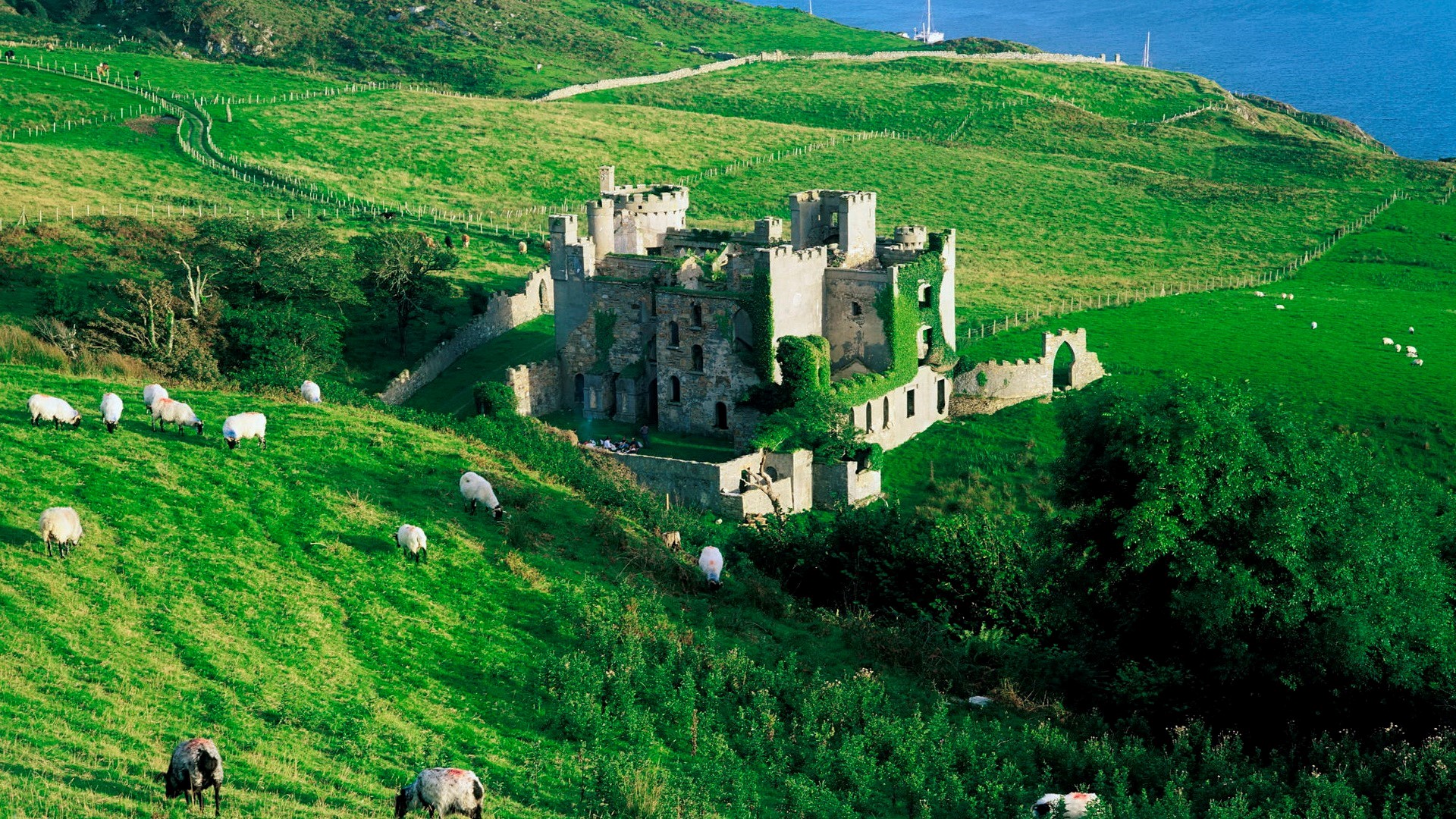 Dunguaire Castle Ireland Wallpapers