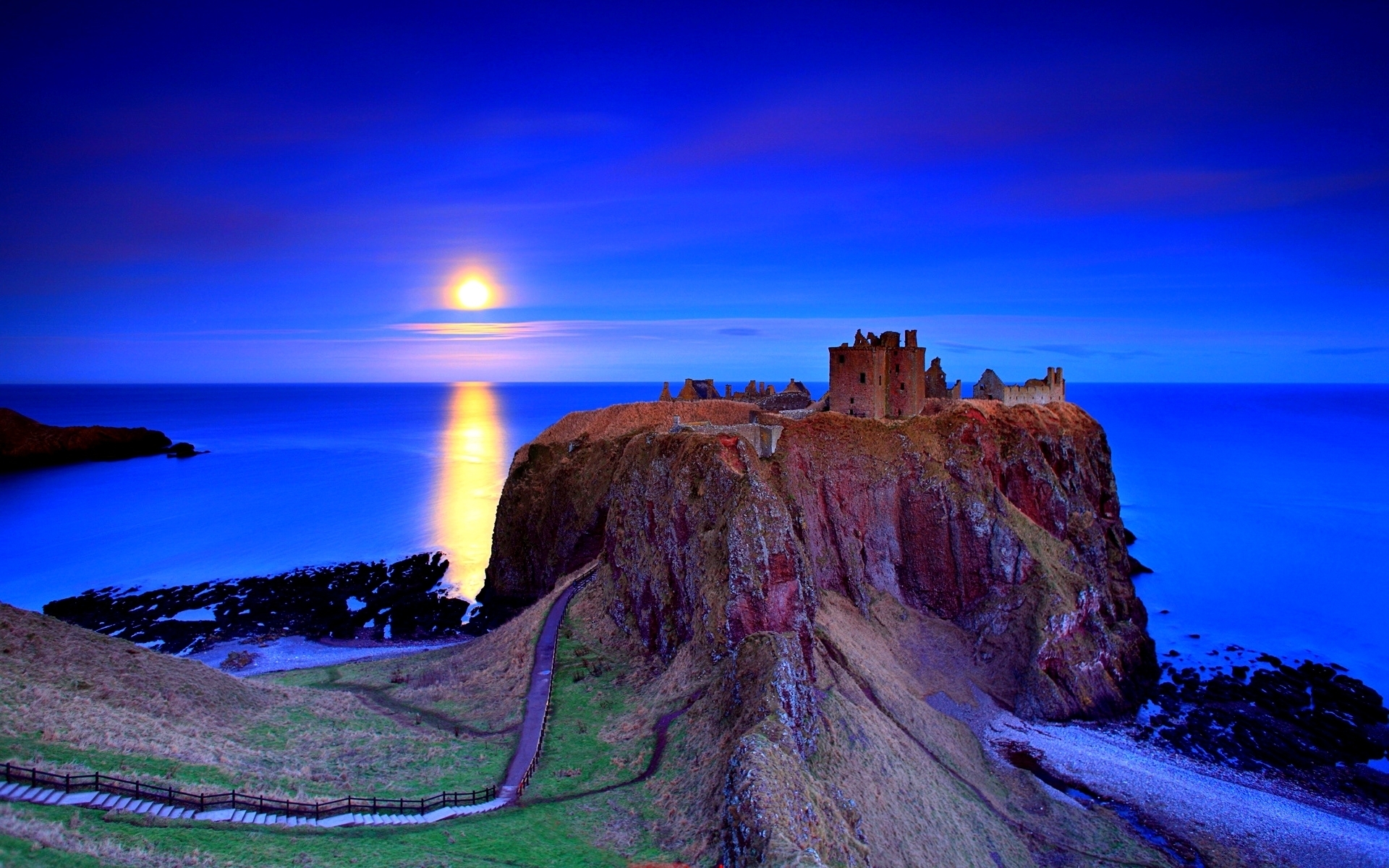 Dunnottar Castle Wallpapers