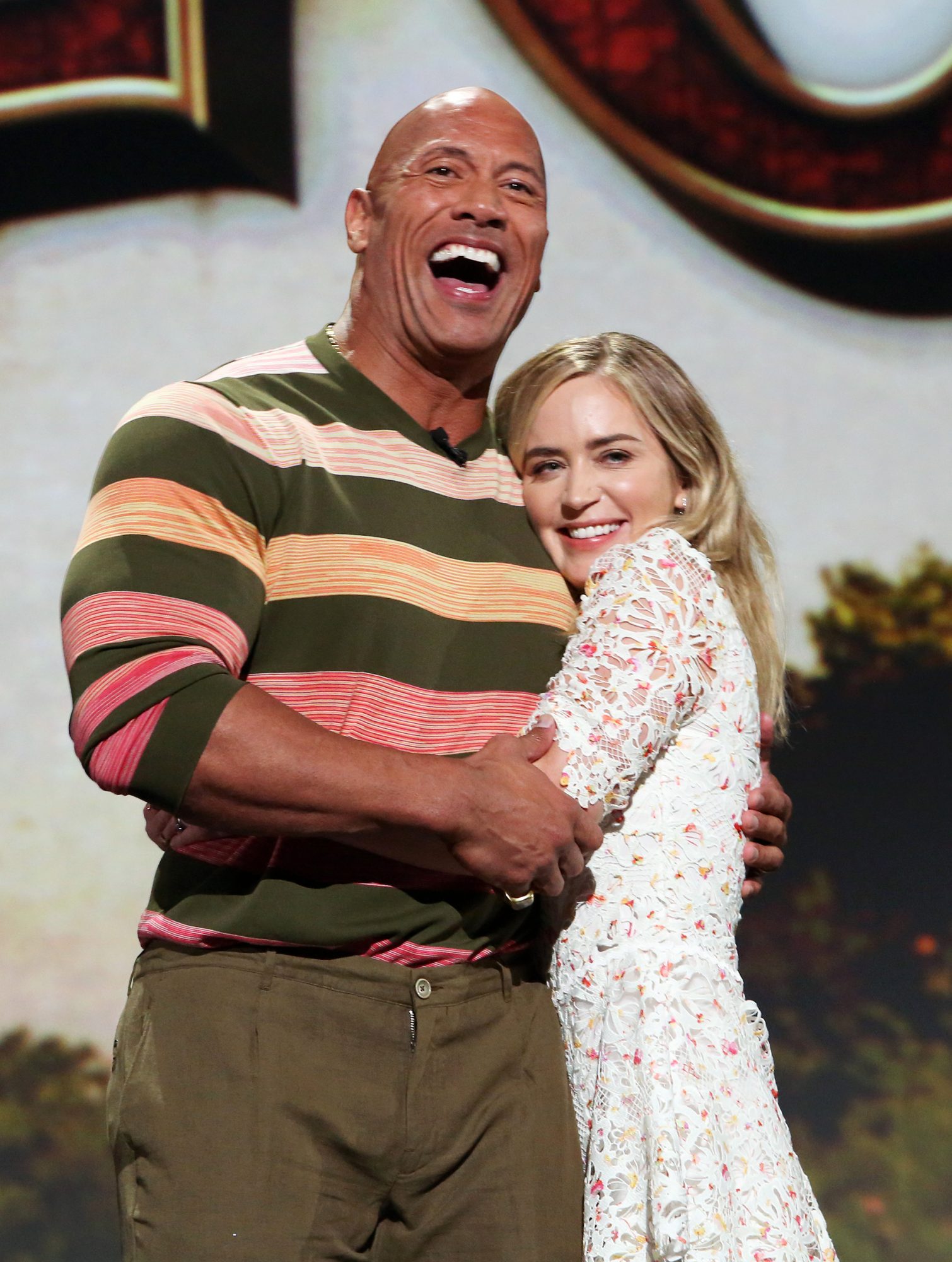 Dwayne Johnson &Amp; Emily Blunt In Jungle Cruise Wallpapers