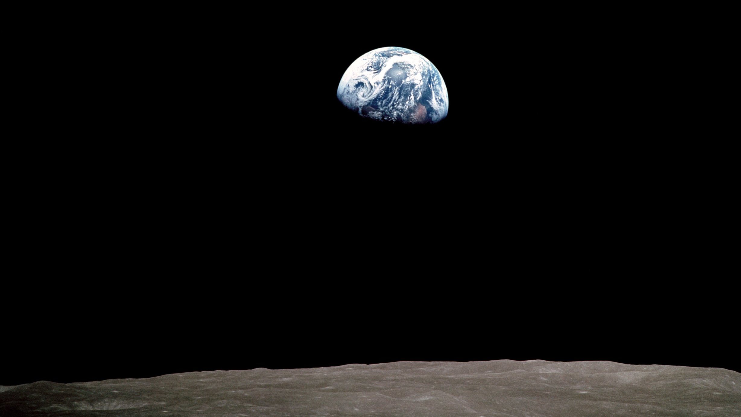 Earthrise Wallpapers