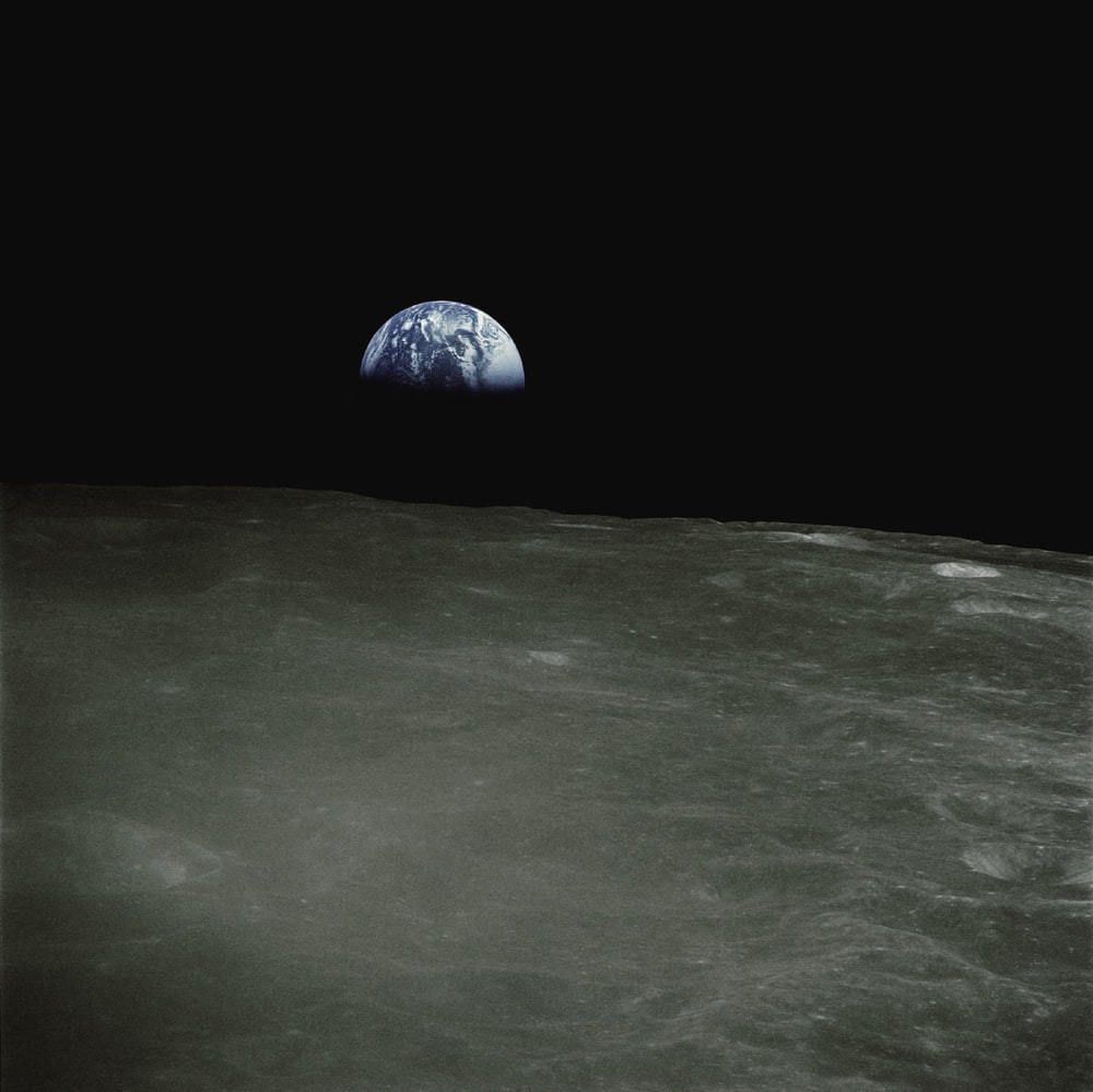 Earthrise Wallpapers