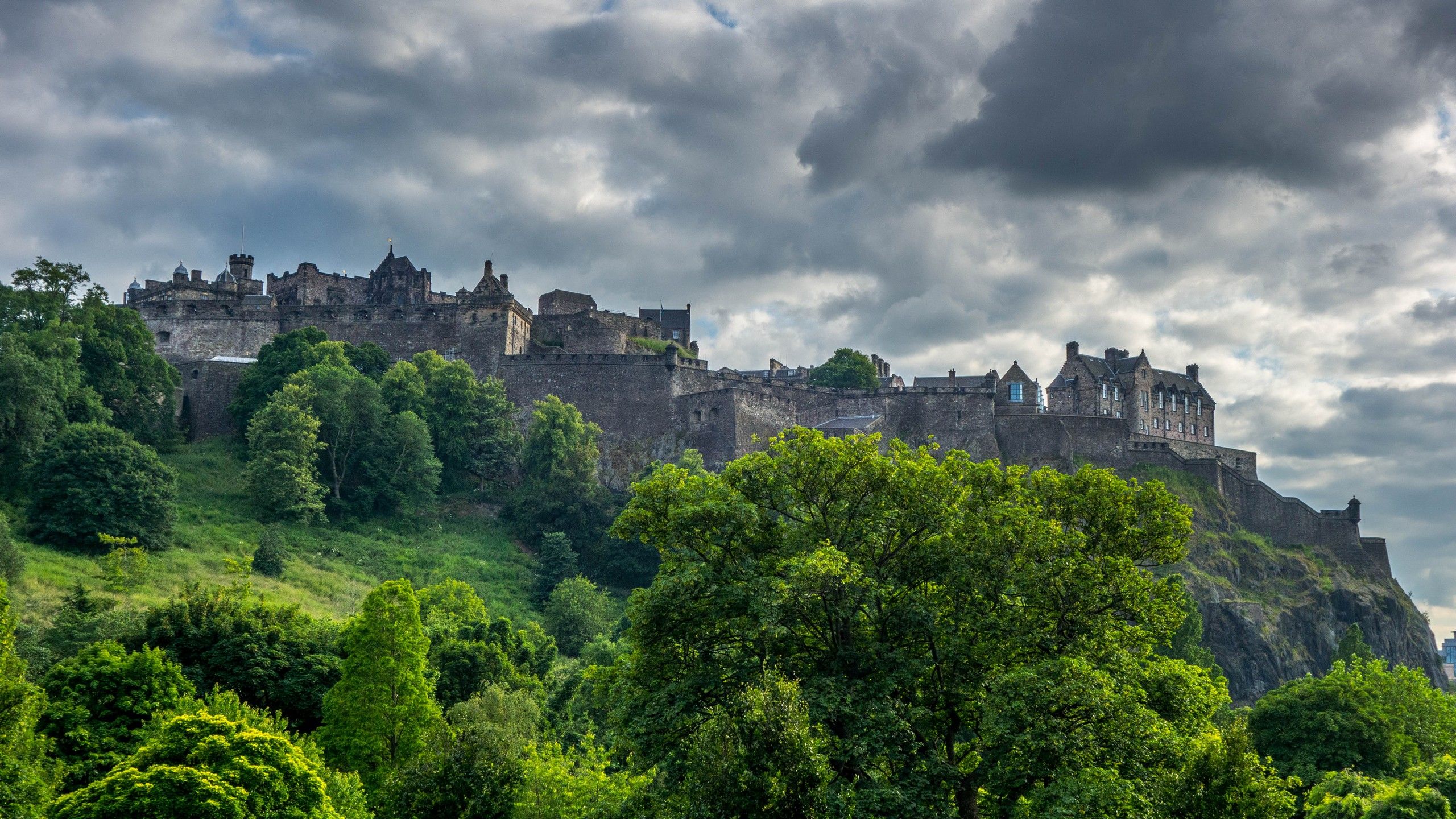 Edinburgh Castle Wallpapers