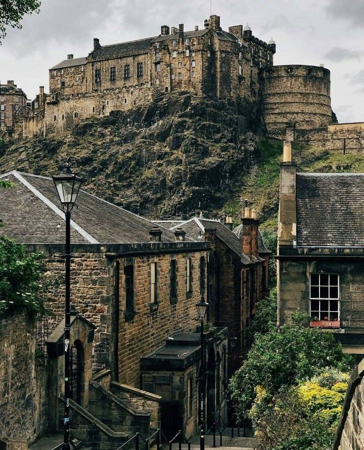 Edinburgh Castle Wallpapers