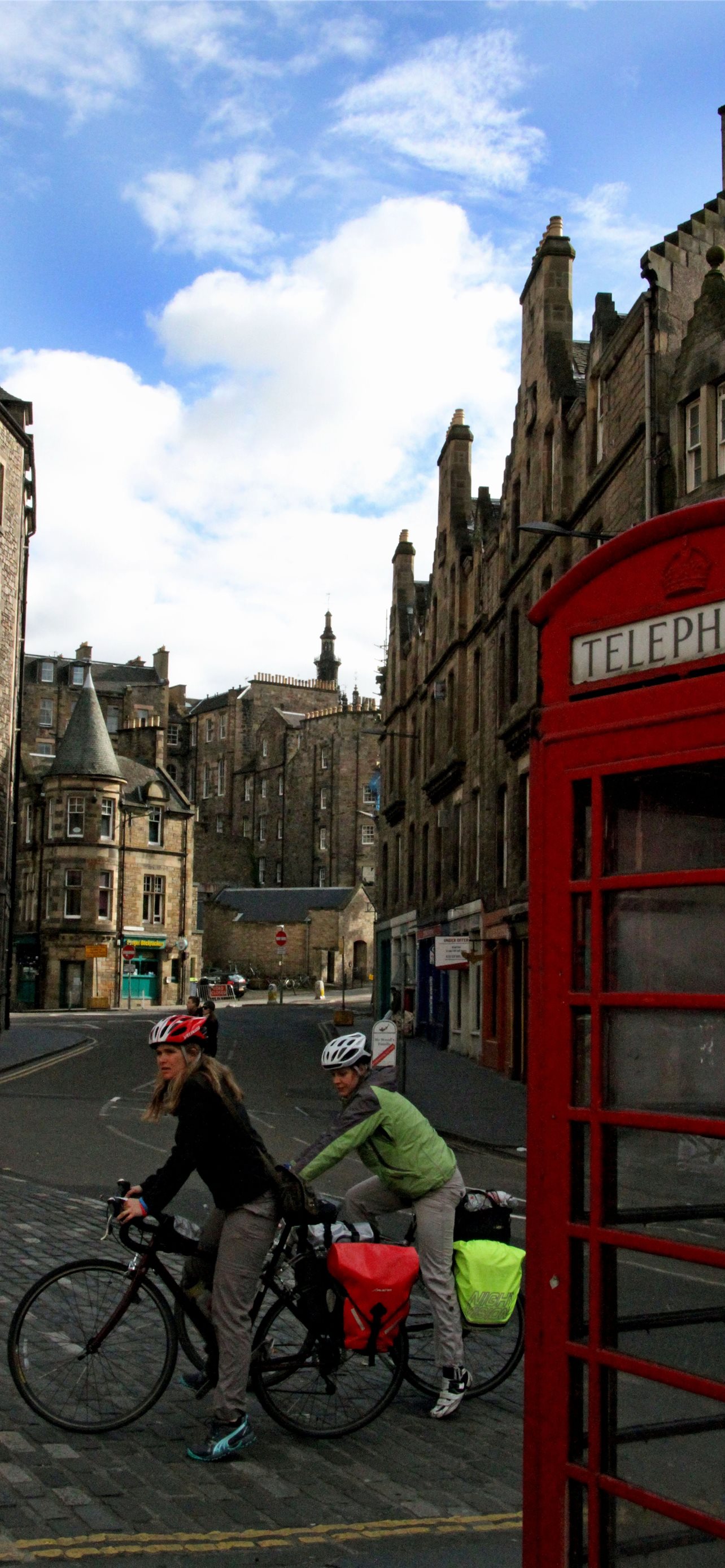 Edinburgh Castle Wallpapers