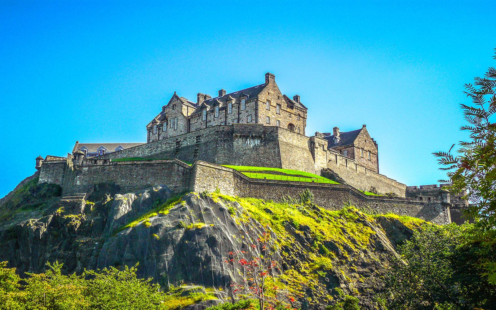 Edinburgh Castle Wallpapers