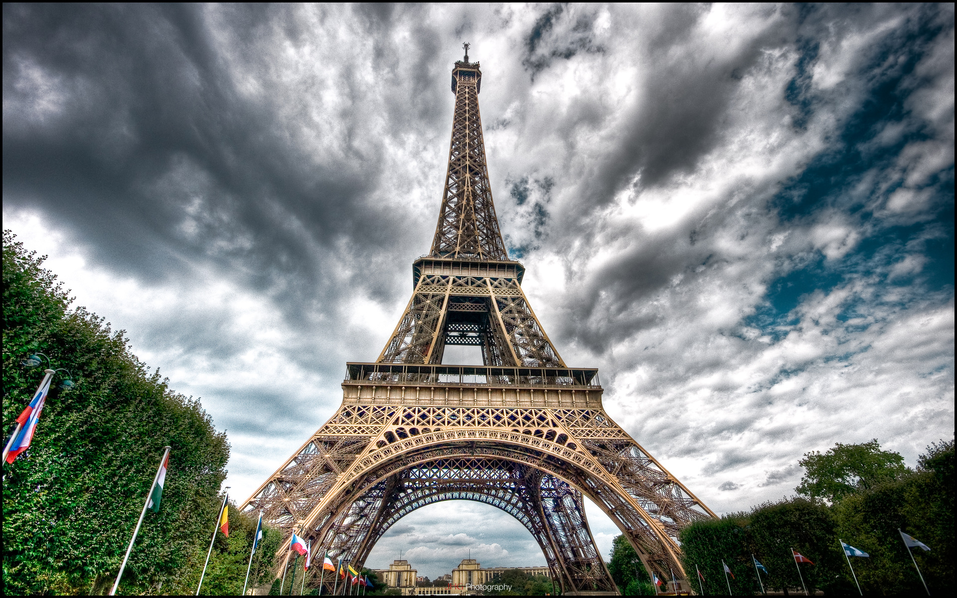 Eiffel Tower Wallpapers