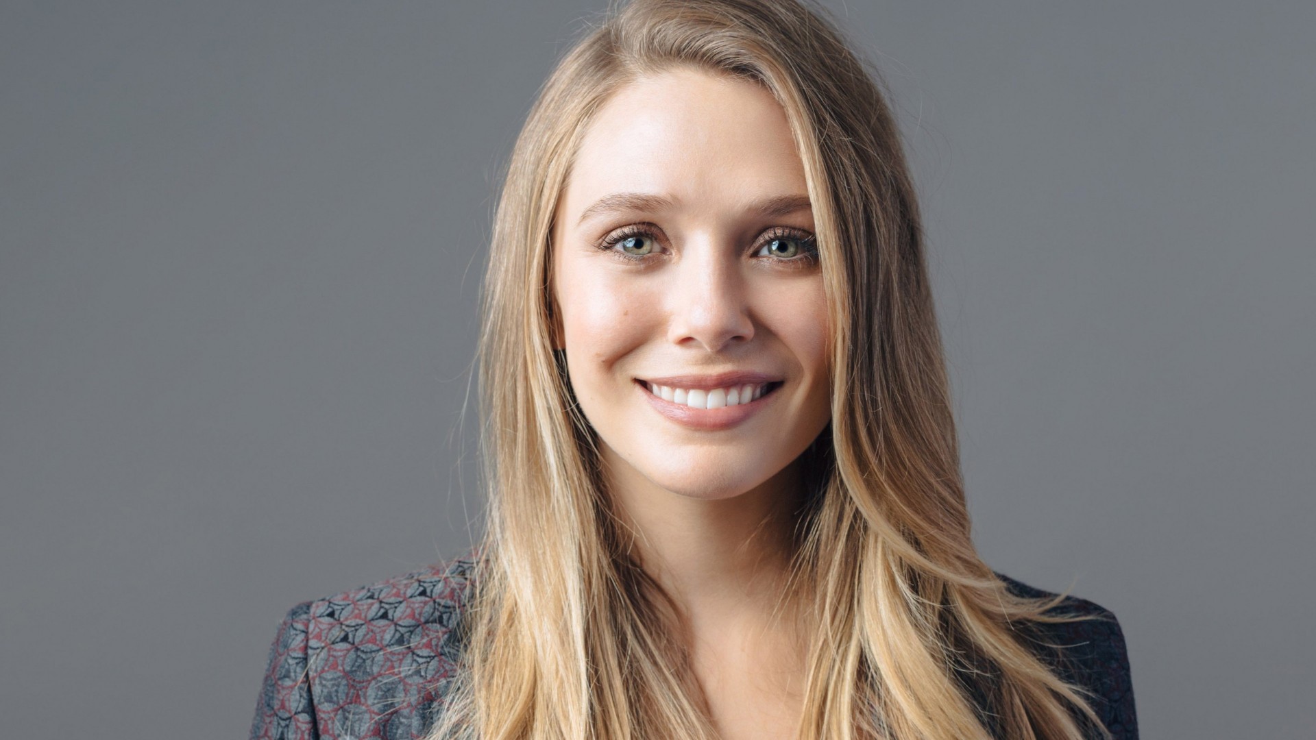 Elizabeth Olsen Portrait Wallpapers