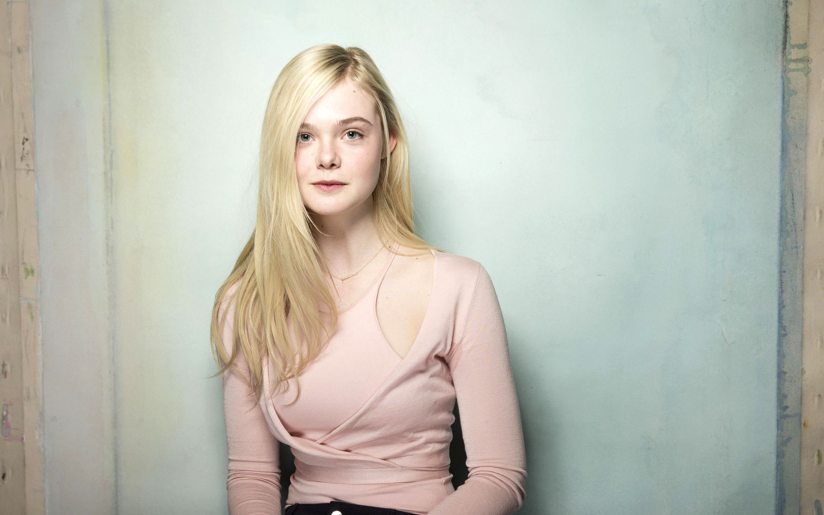 Elle Fanning 2020 Beautiful Wallpapers