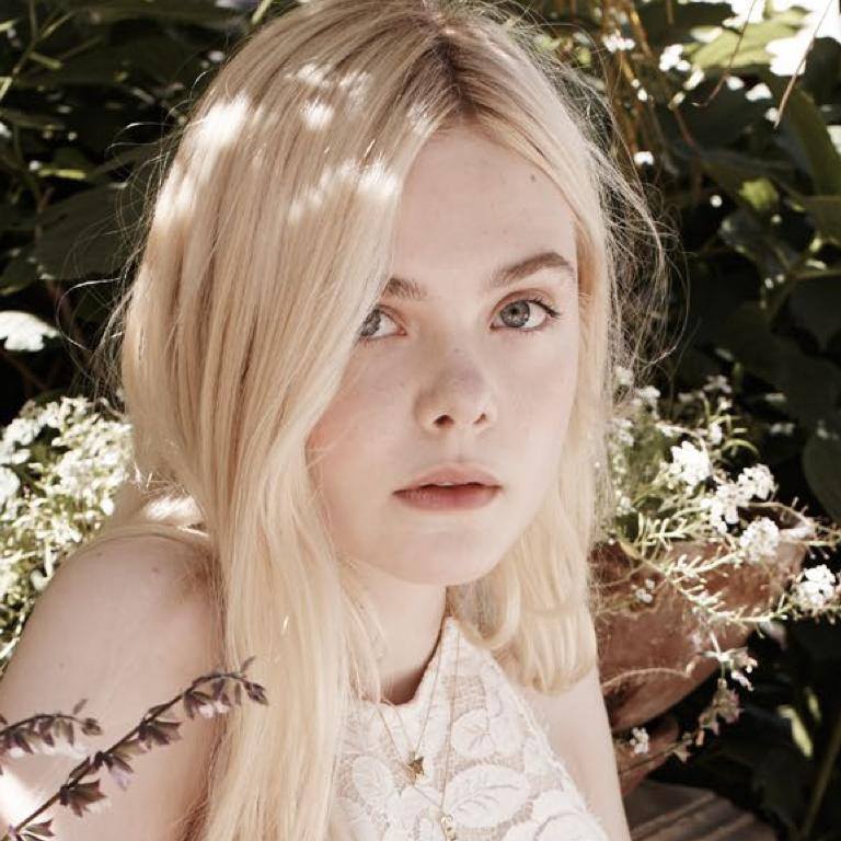 Elle Fanning Cute Photoshoot Wallpapers