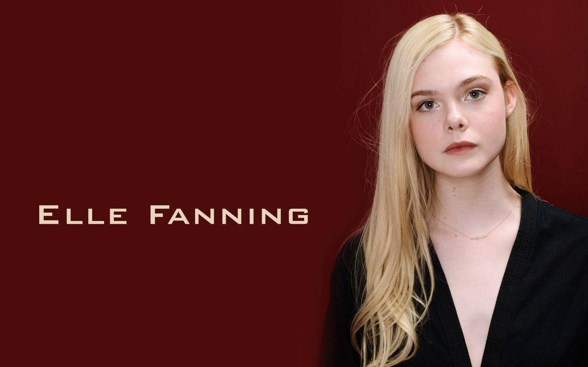 Elle Fanning Cute Wallpapers