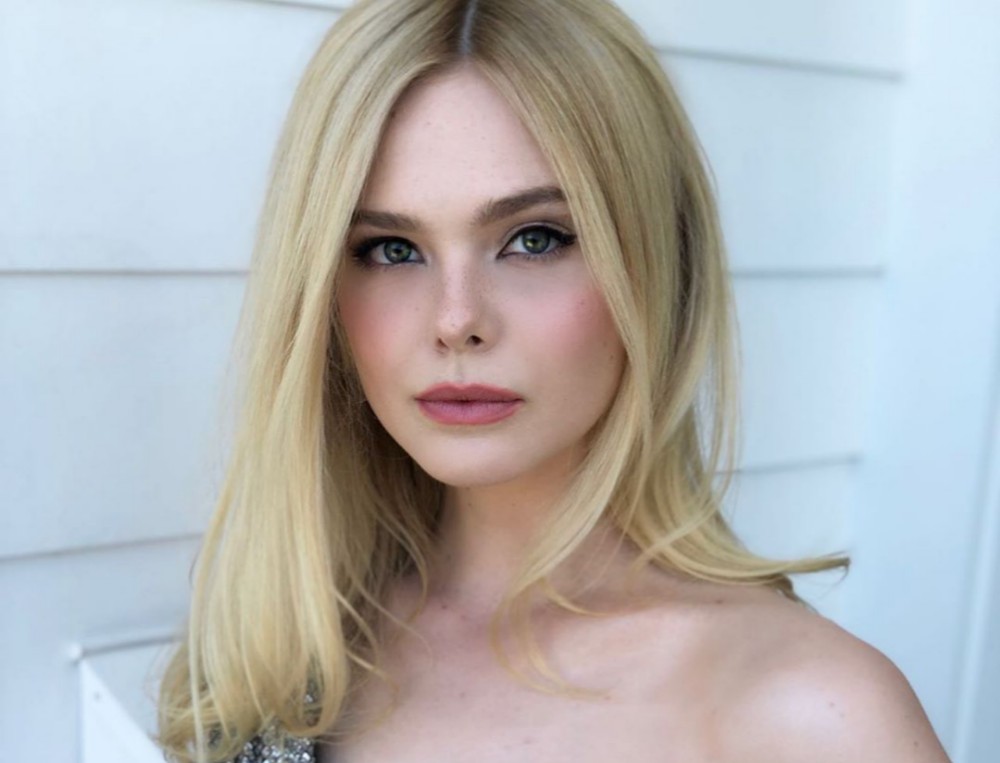 Elle Fanning LOreal Paris 2017 Wallpapers