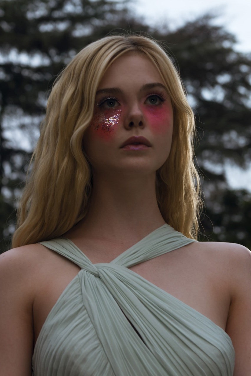 Elle Fanning Stunning Portrait Wallpapers