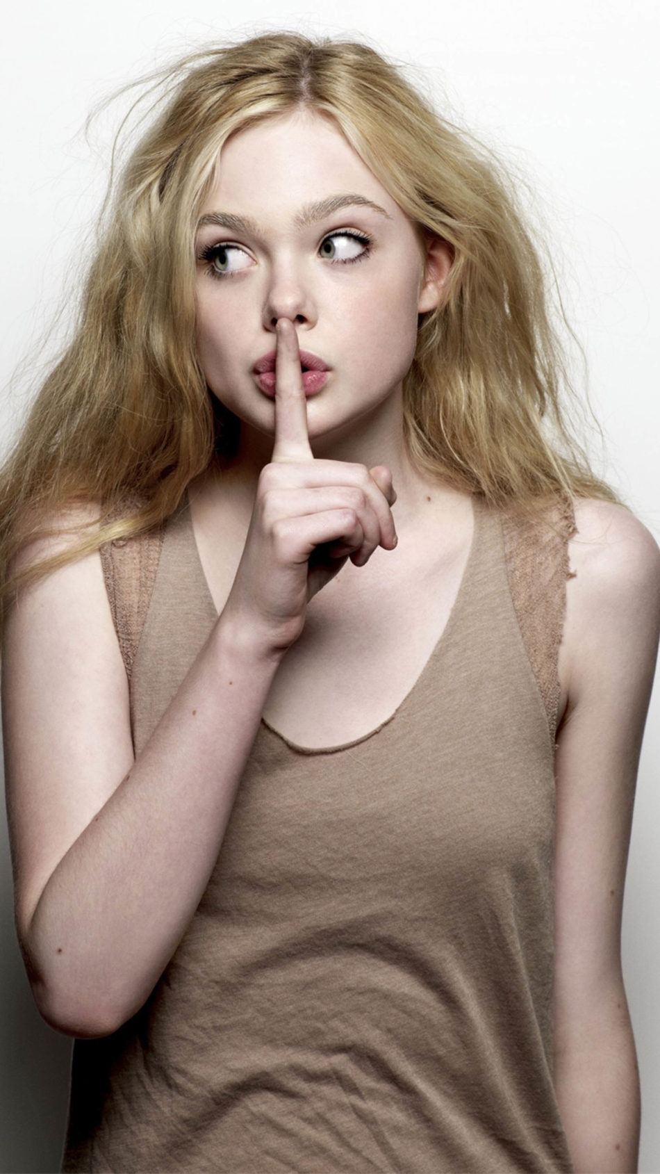 Elle Fanning Wallpapers