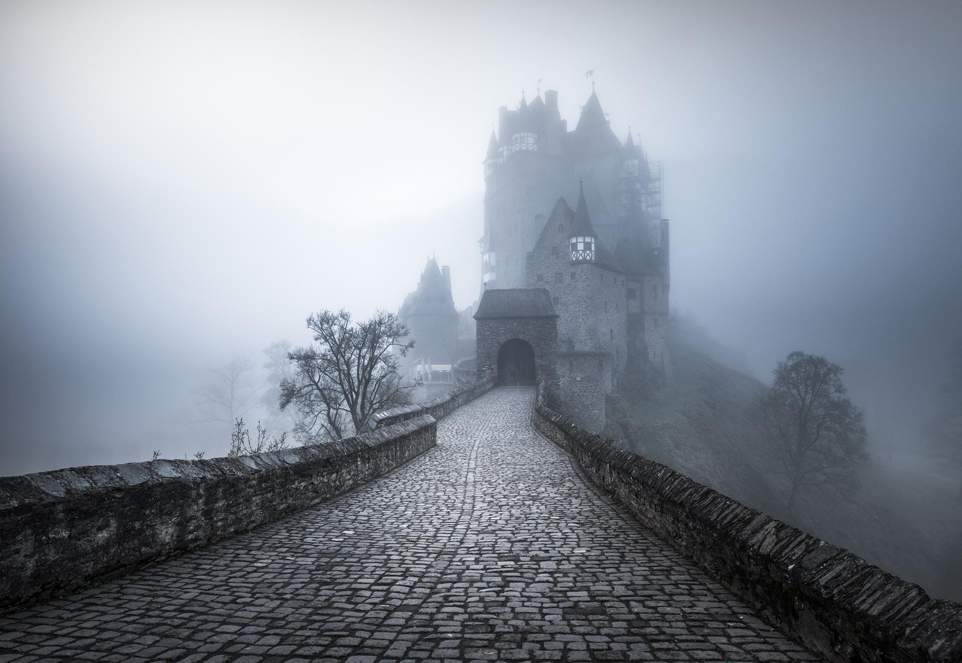 Eltz Castle Wallpapers