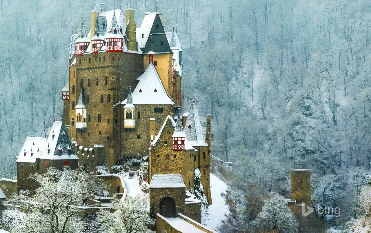 Eltz Castle Wallpapers