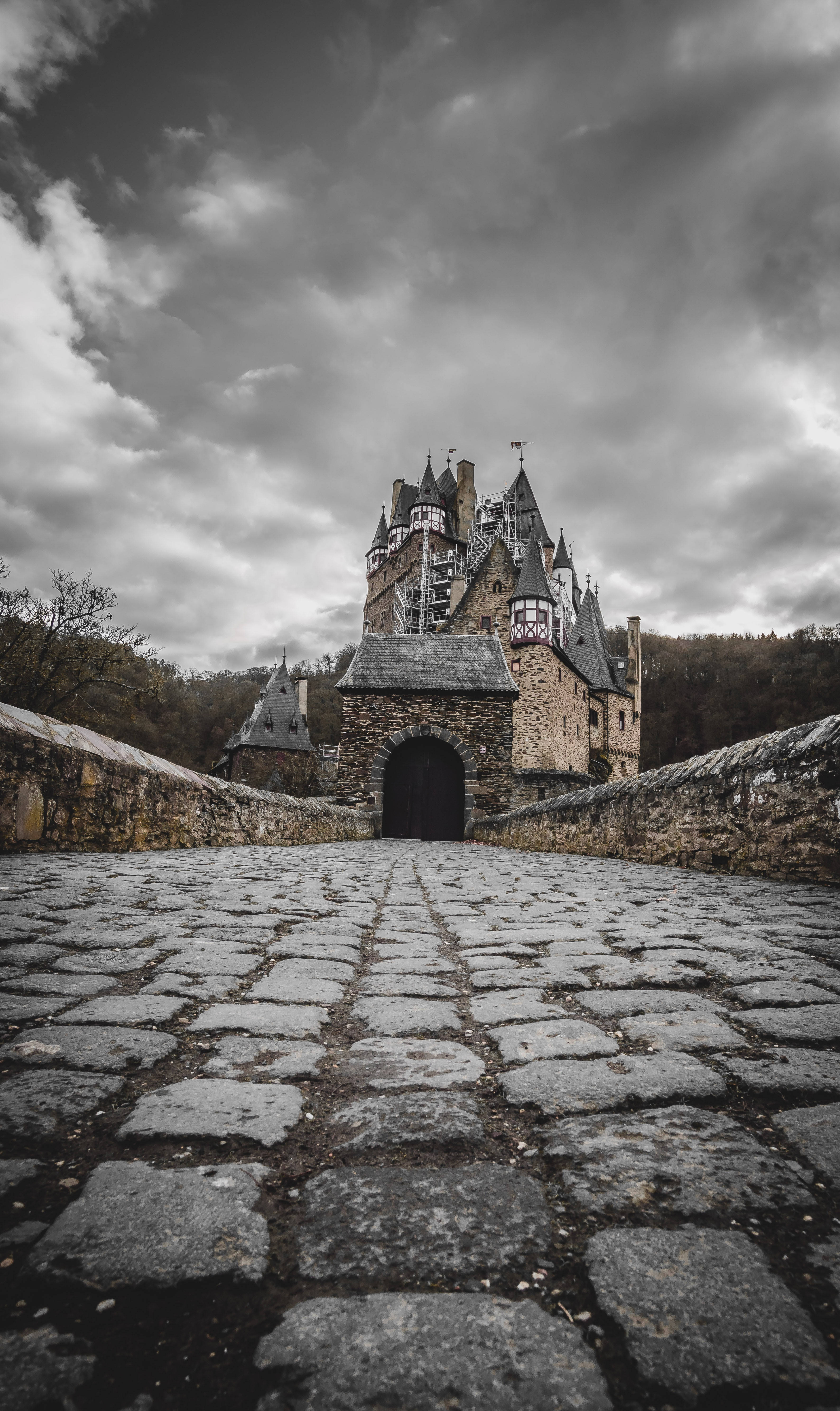 Eltz Castle Wallpapers