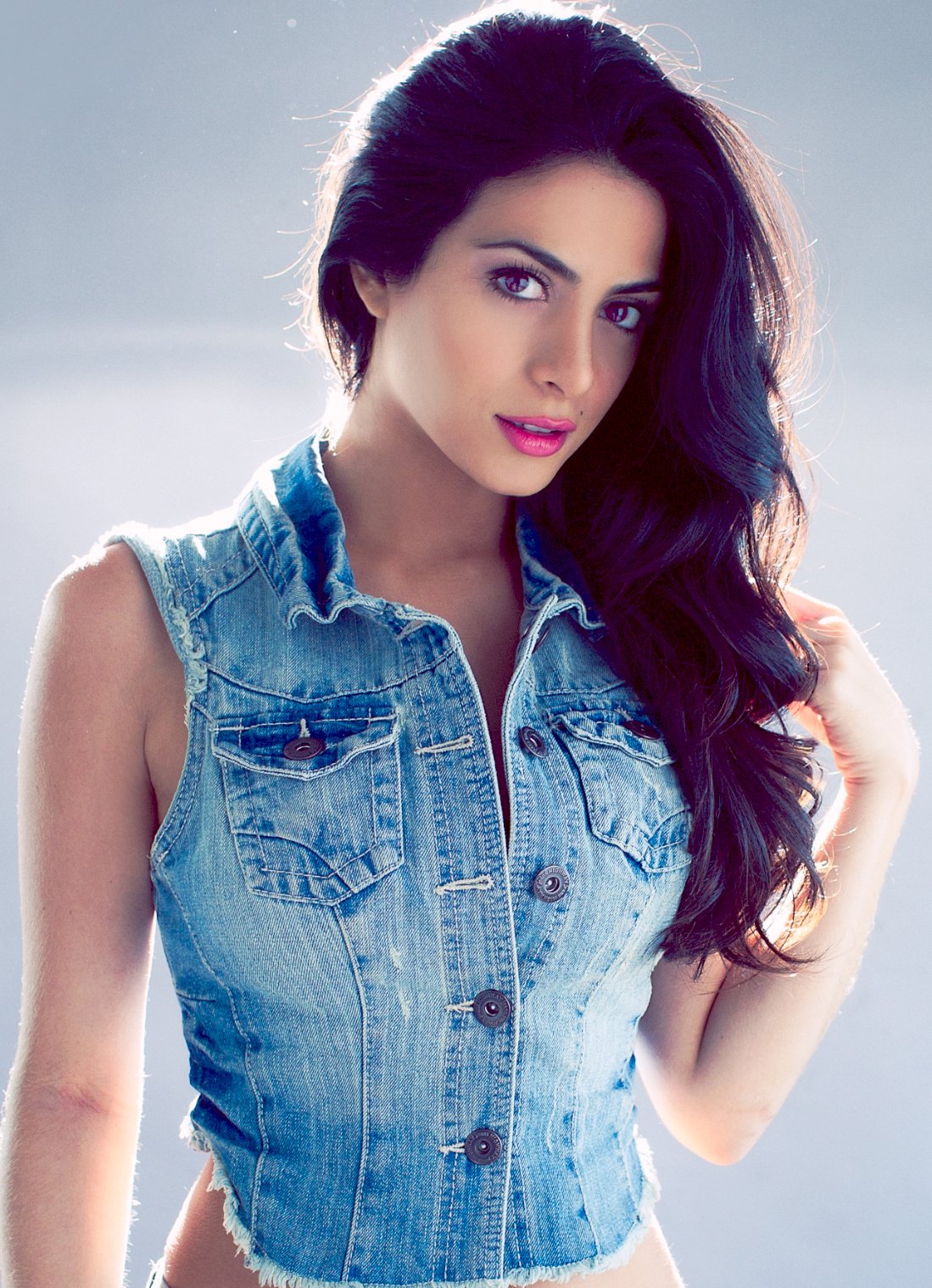 Emeraude Toubia Wallpapers