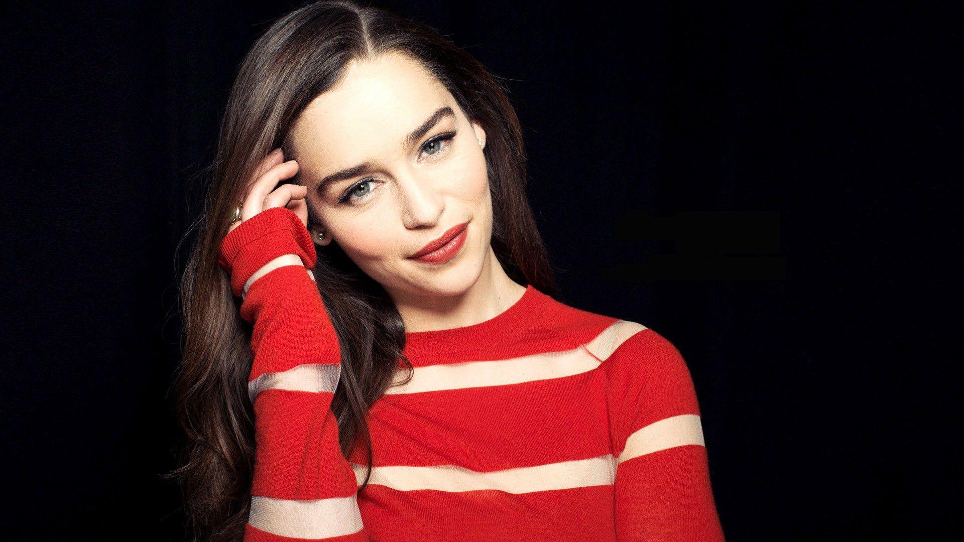 Emilia Clarke 1080P Wallpapers