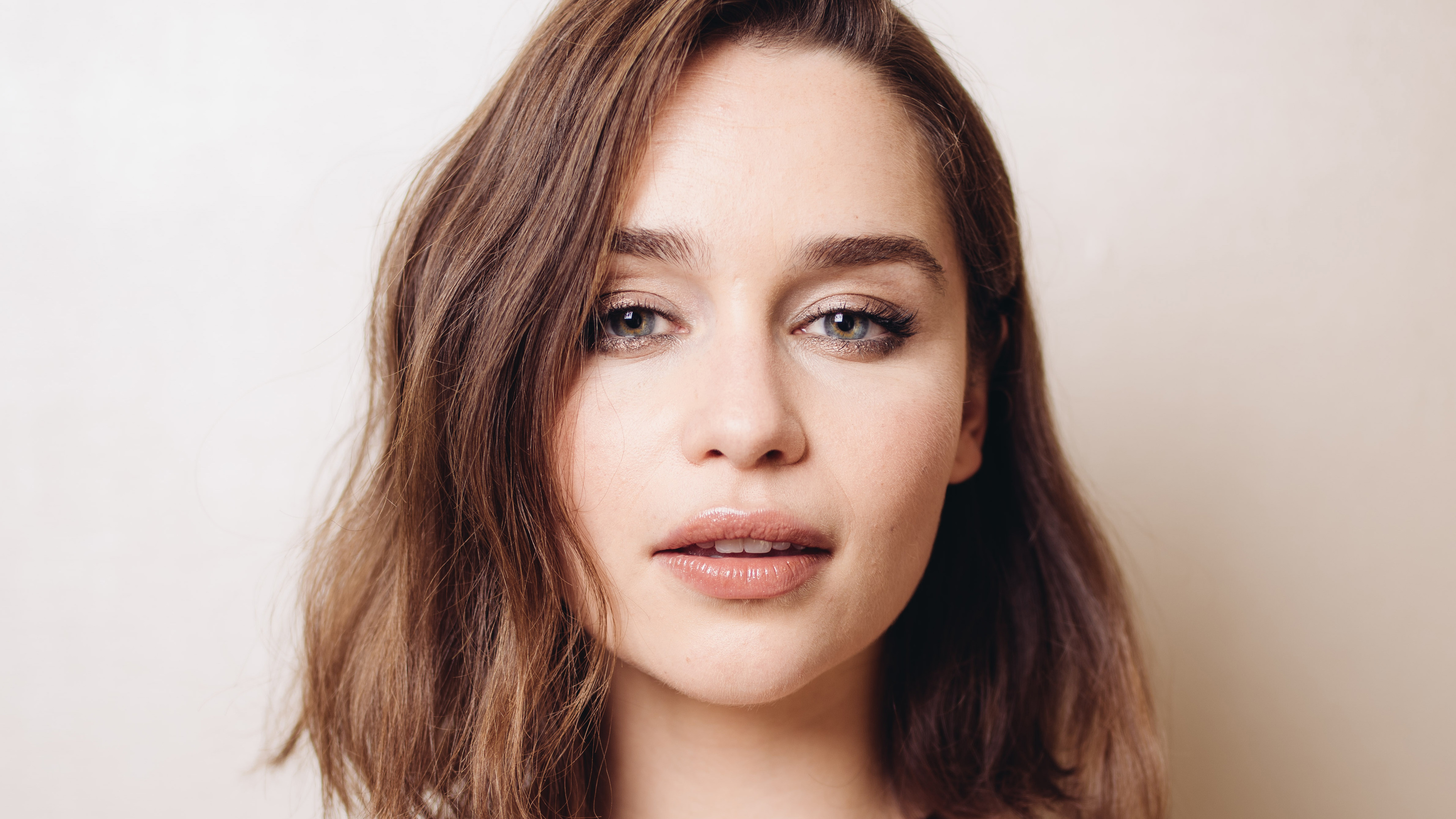 Emilia Clarke 2019 Wallpapers