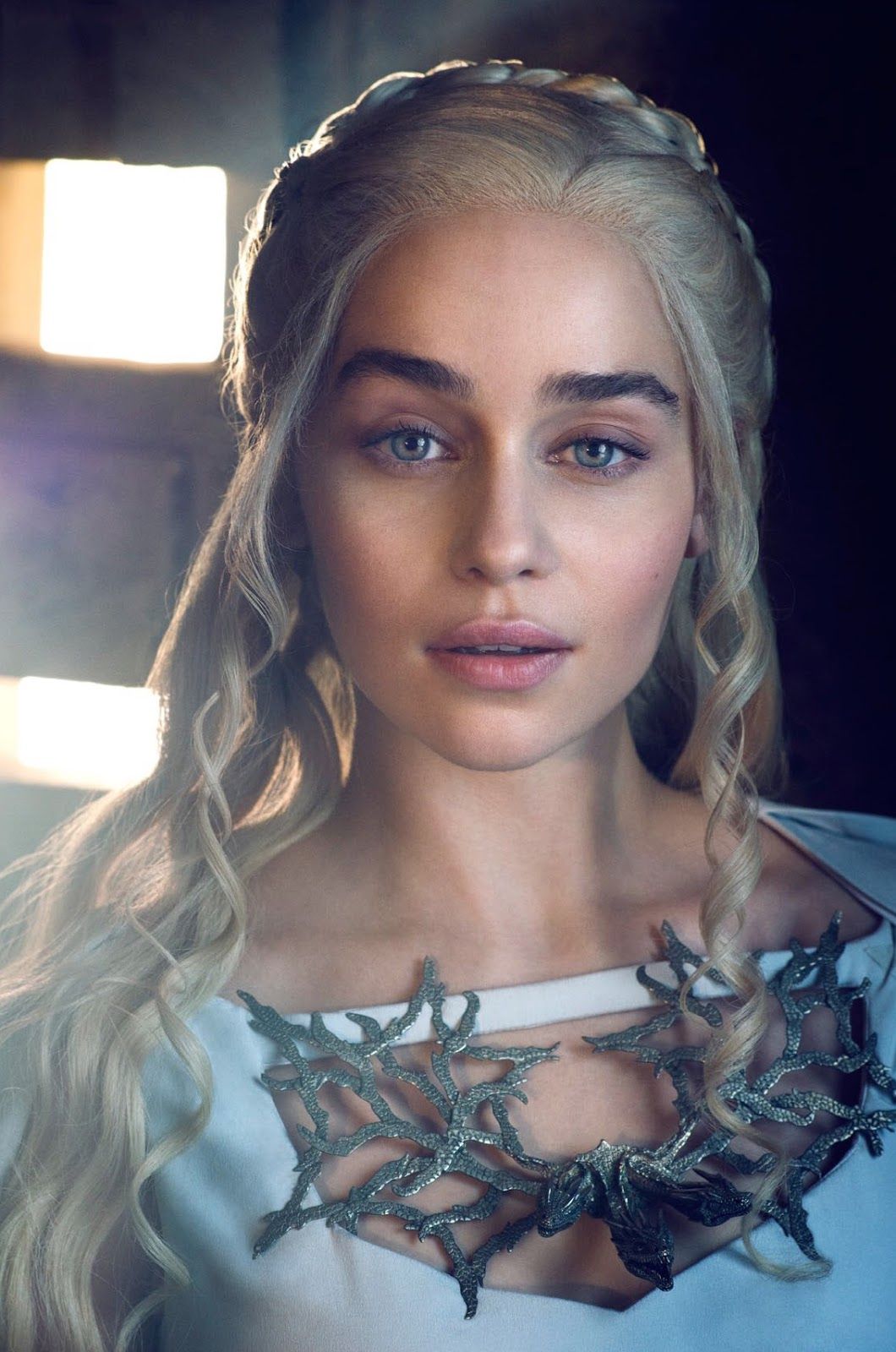 Emilia Clarke 2019 Wallpapers