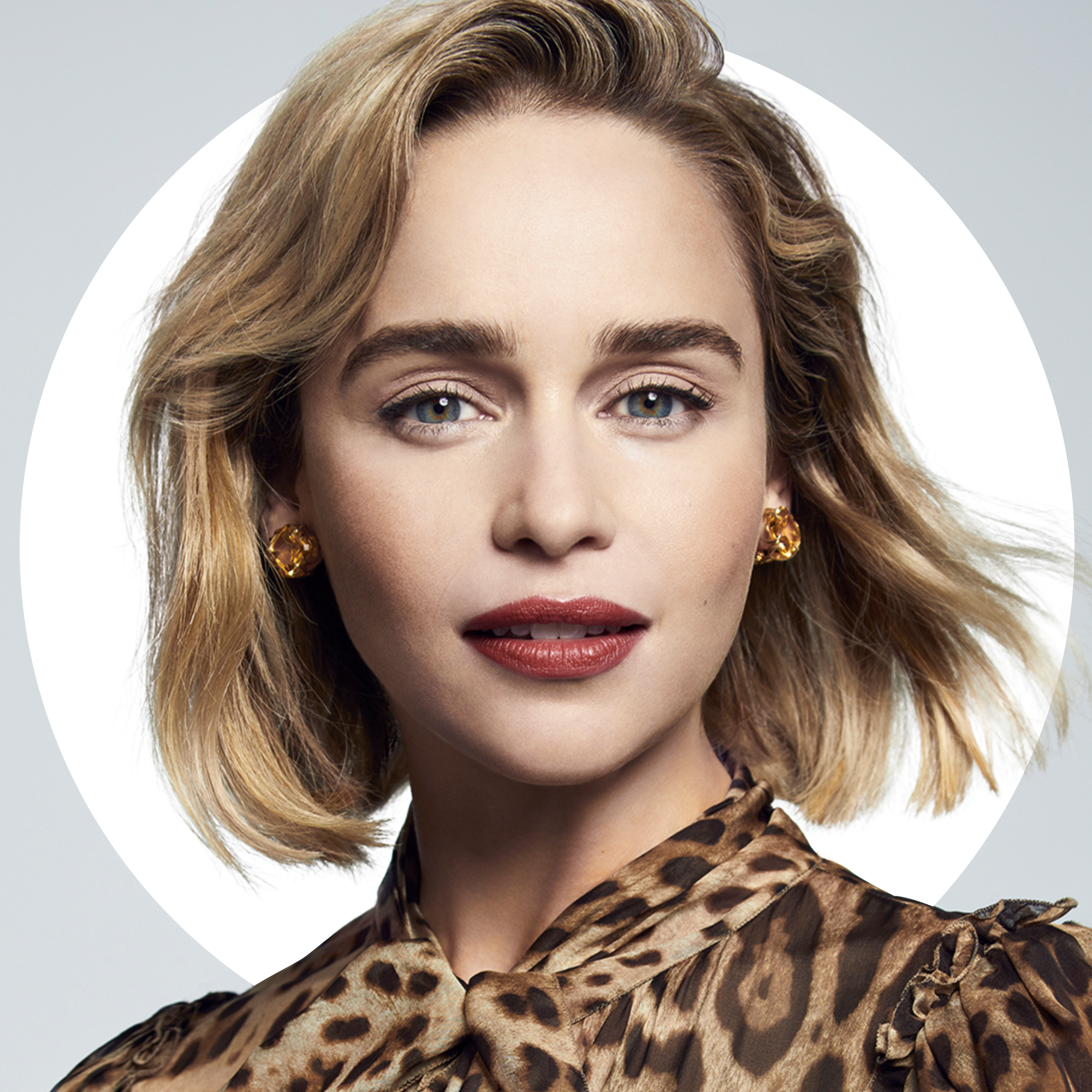 Emilia Clarke Brunette Look 2019 Wallpapers