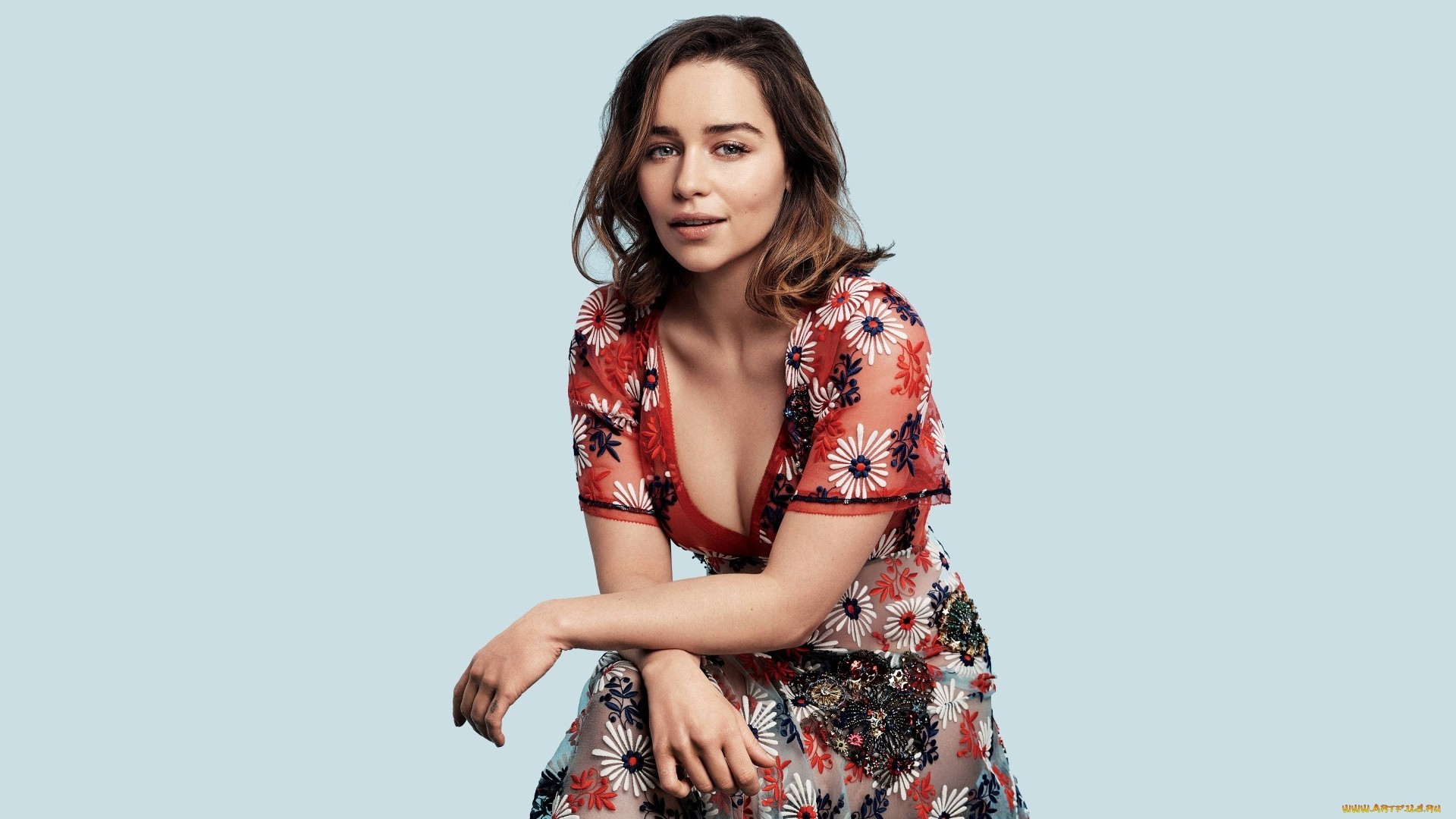 Emilia Clarke Flare Photoshoot Wallpapers