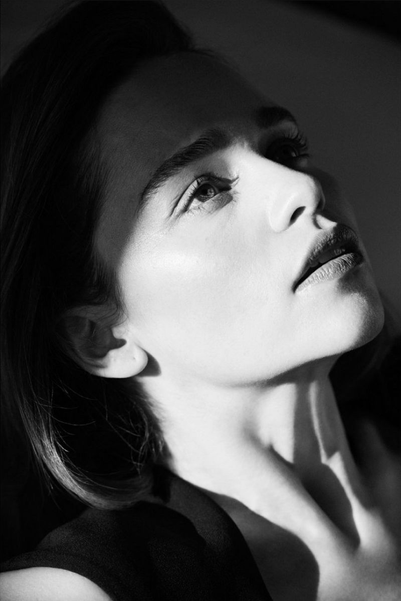 Emilia Clarke Harper Bazaar Photoshoot 2017 Wallpapers