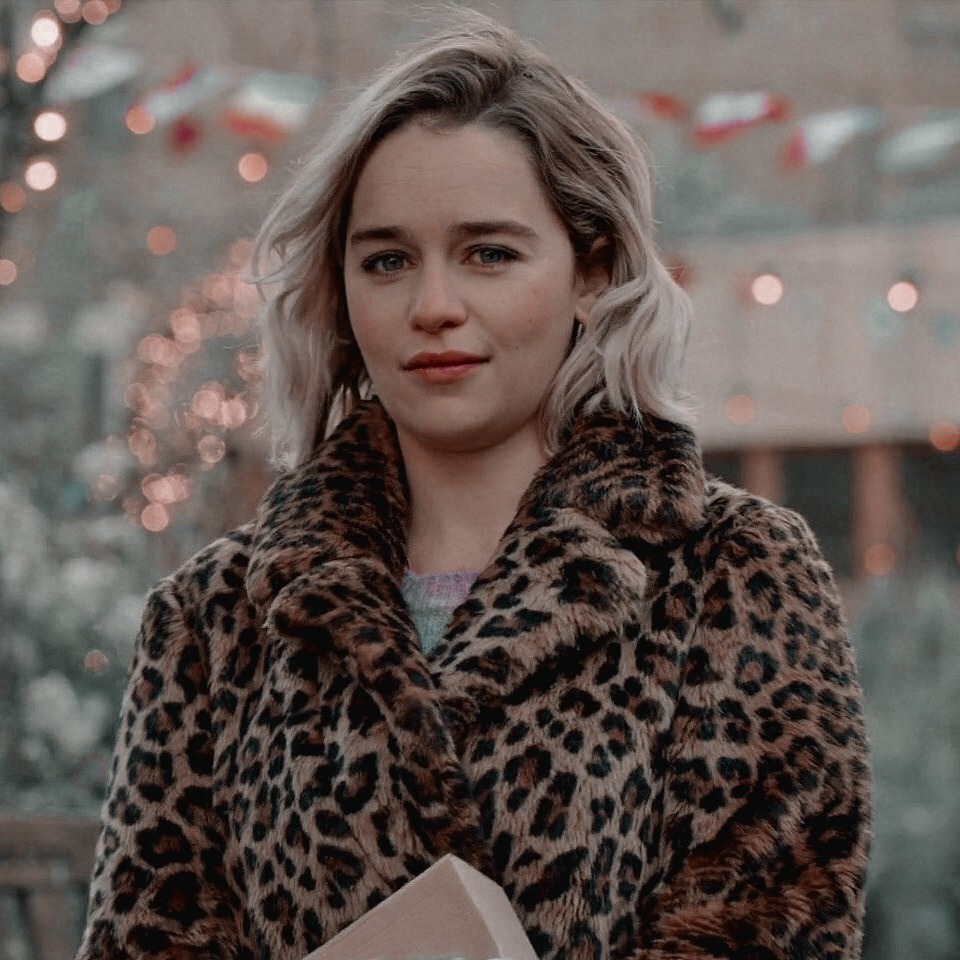 Emilia Clarke Last Christmas Wallpapers