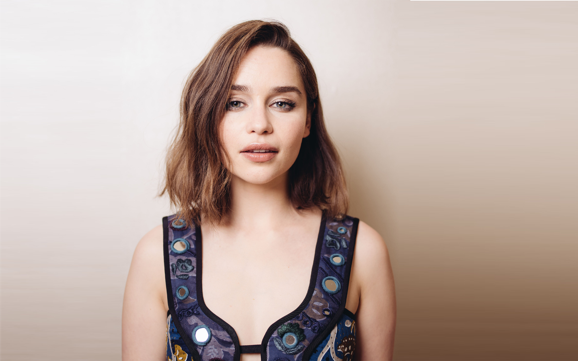 Emilia Clarke Wallpapers