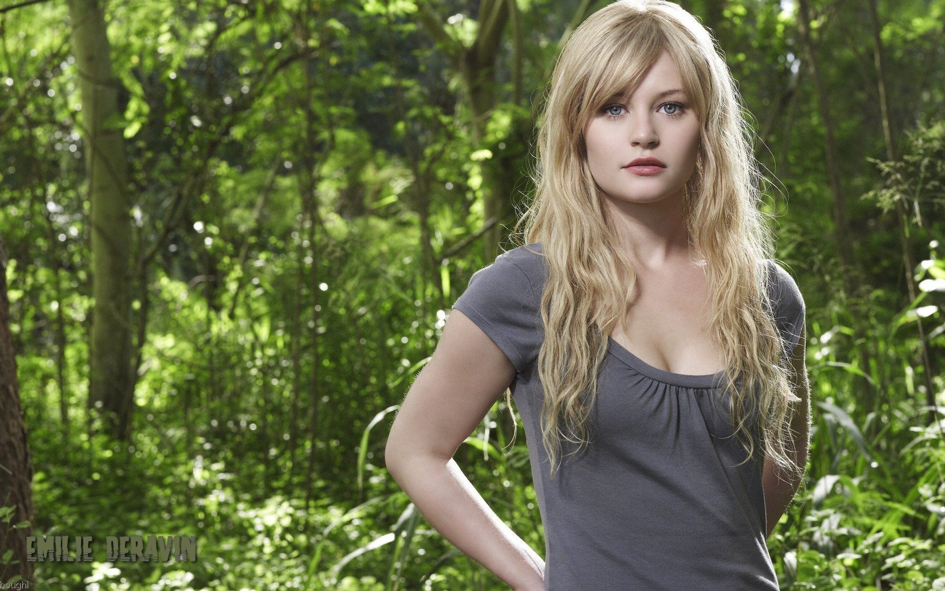 Emilie De Ravin Wallpapers